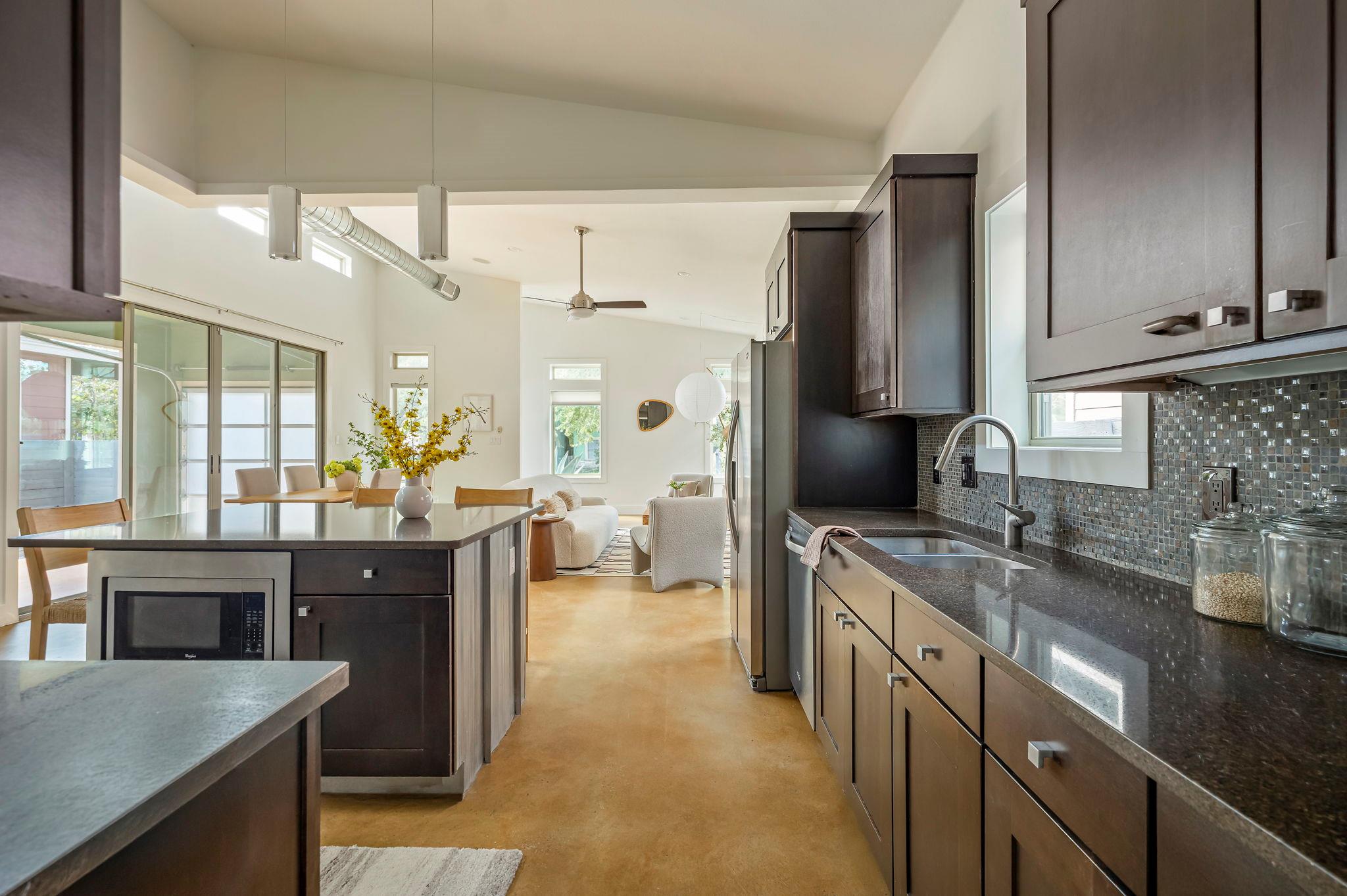 936 E 50th St, Austin, TX 78751