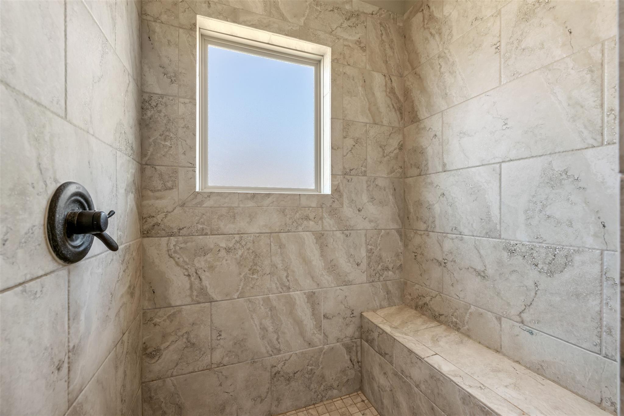 201 Campo Colinas Dr, Bertram, TX 78605