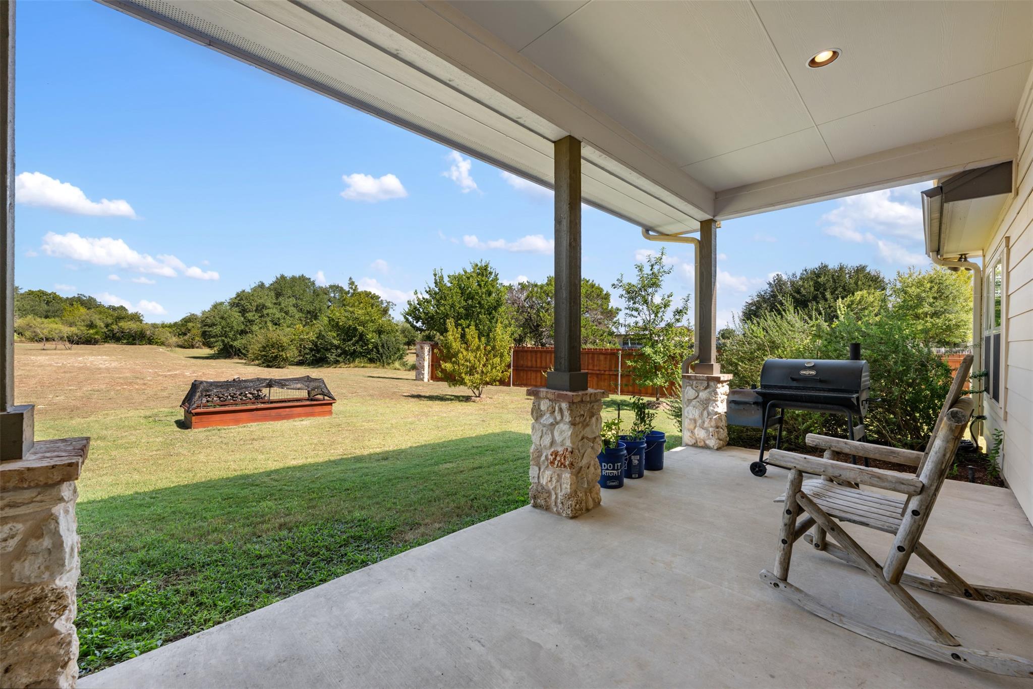 201 Campo Colinas Dr, Bertram, TX 78605