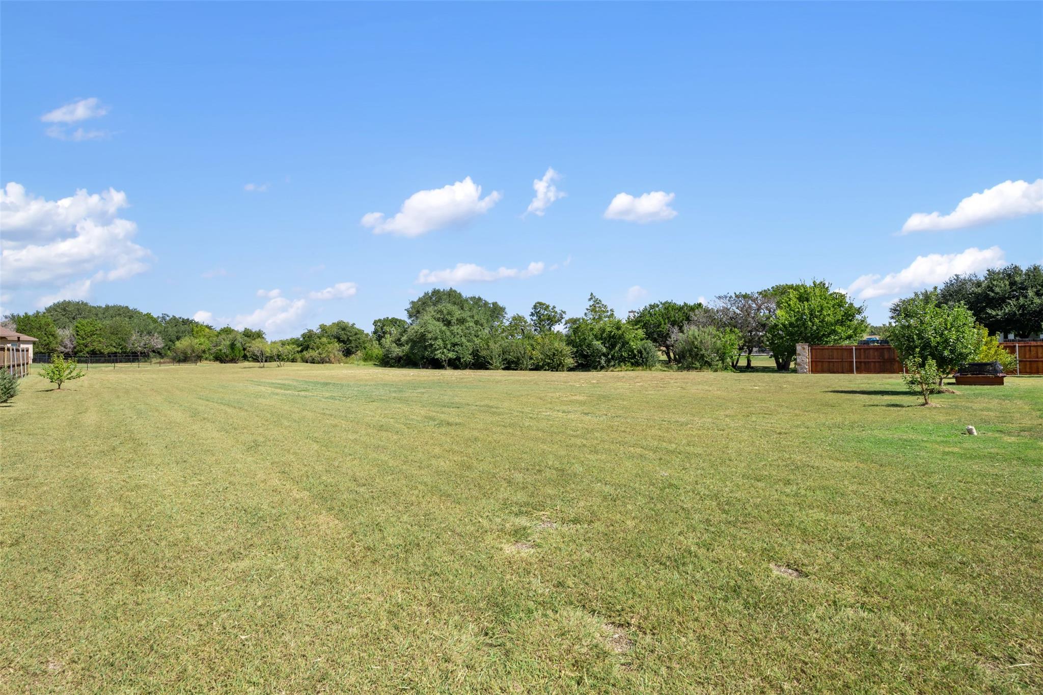 201 Campo Colinas Dr, Bertram, TX 78605