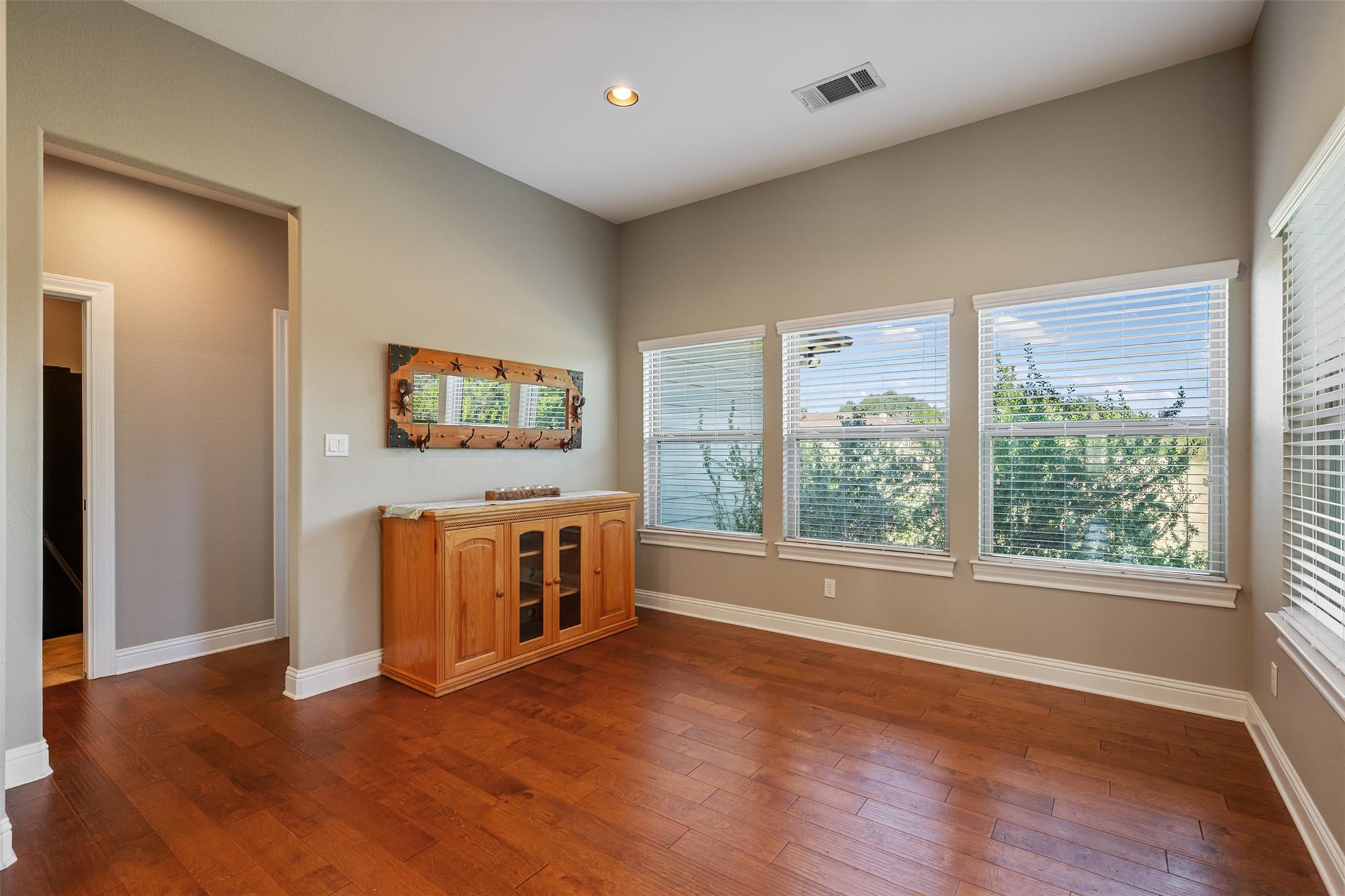 201 Campo Colinas Dr, Bertram, TX 78605