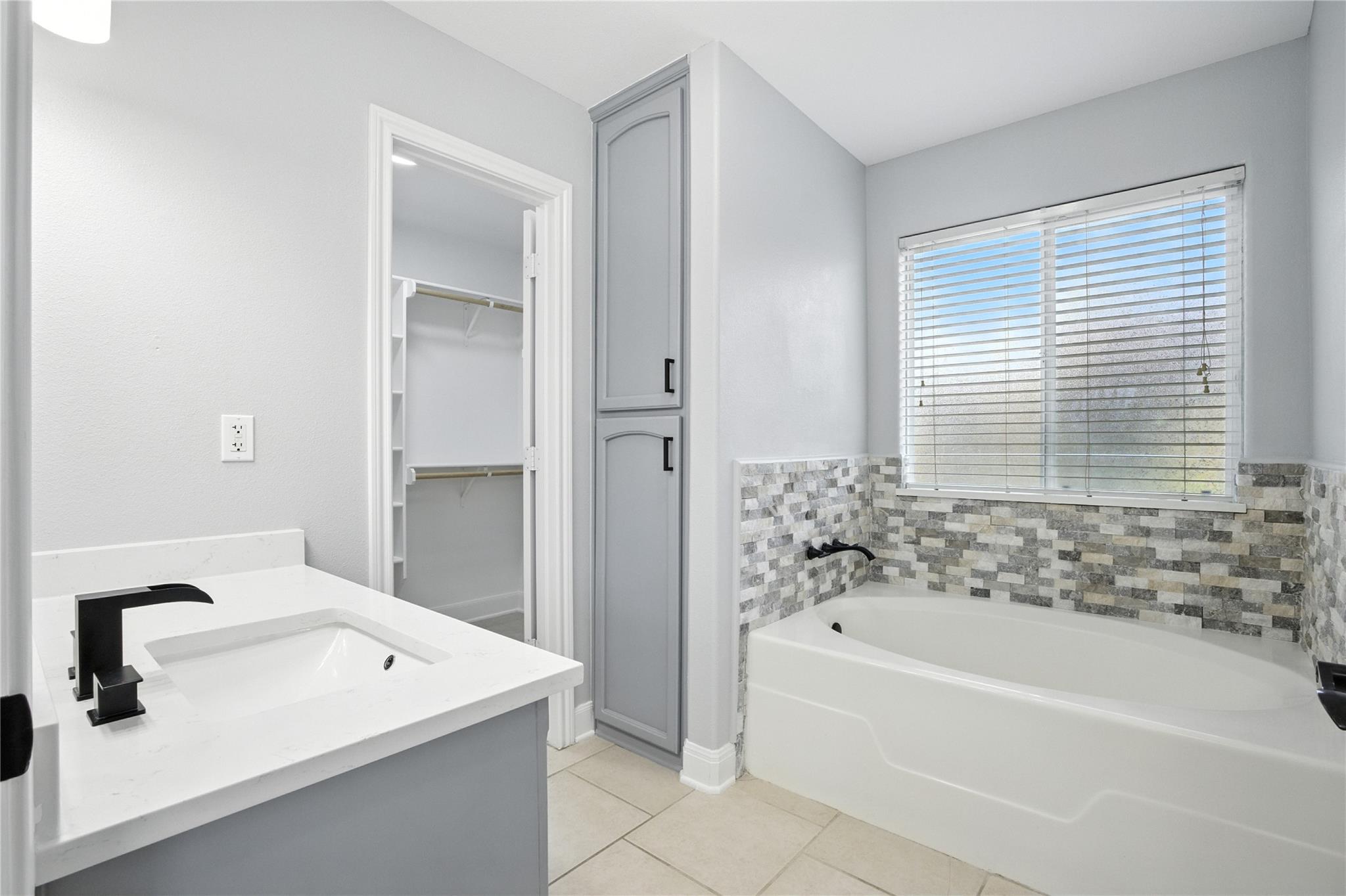 4005 Midway Dr, Temple, TX 76502