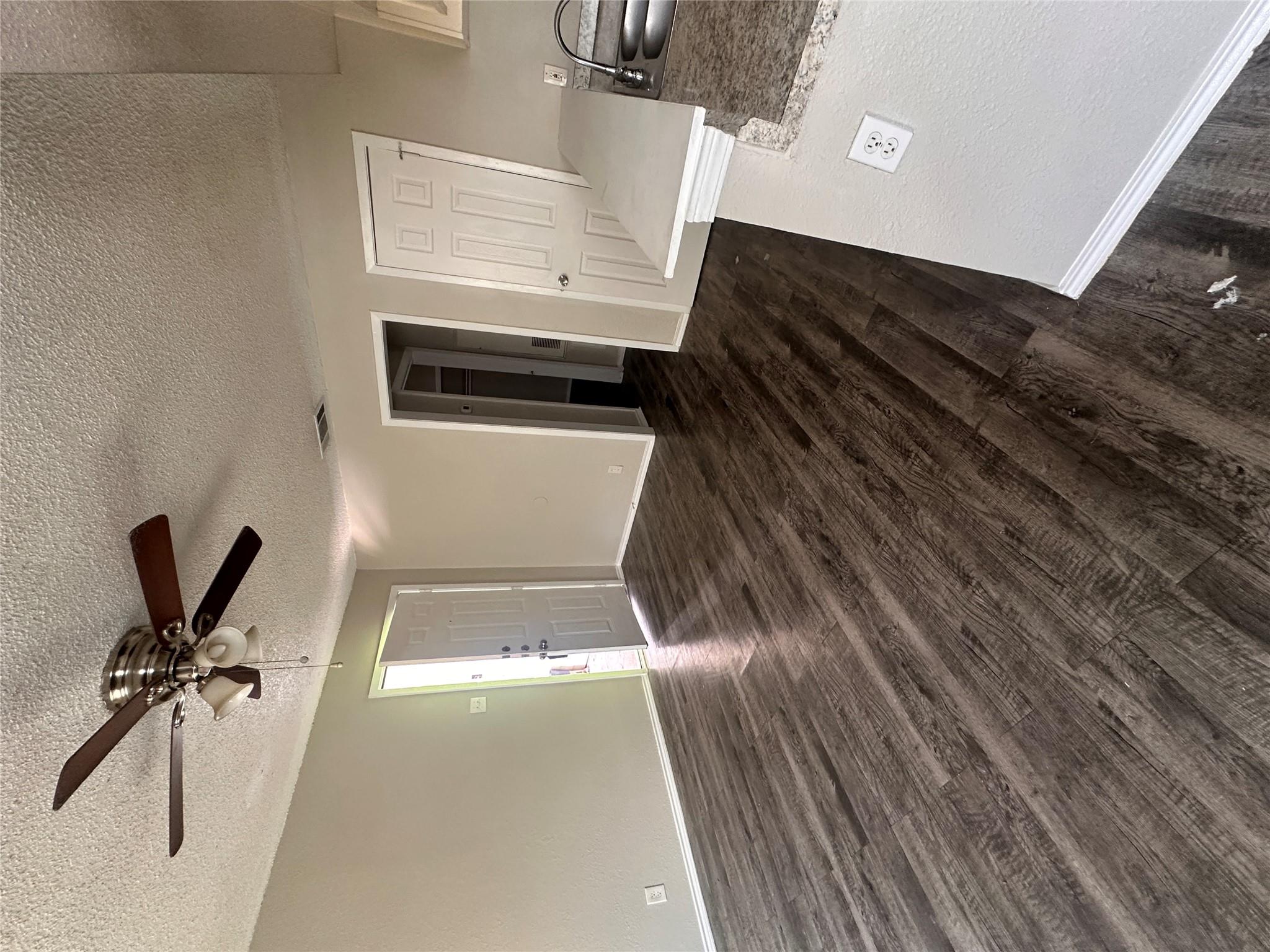 6110 Wheless Cv # E, Austin, TX 78723