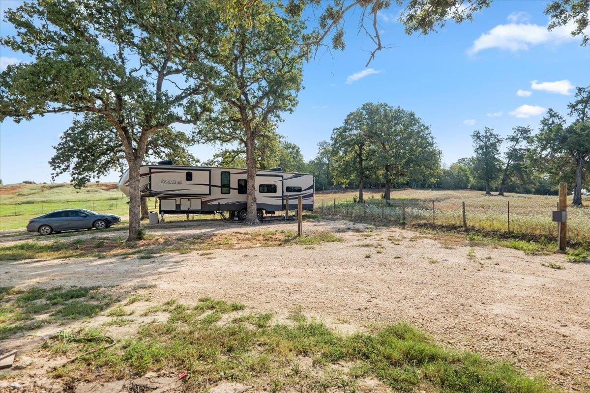 5040 County Road 320, Rockdale, TX 76567