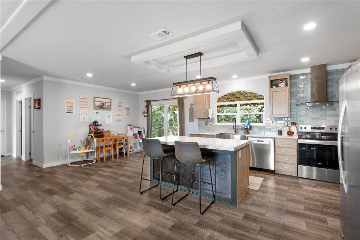 5040 County Road 320, Rockdale, TX 76567