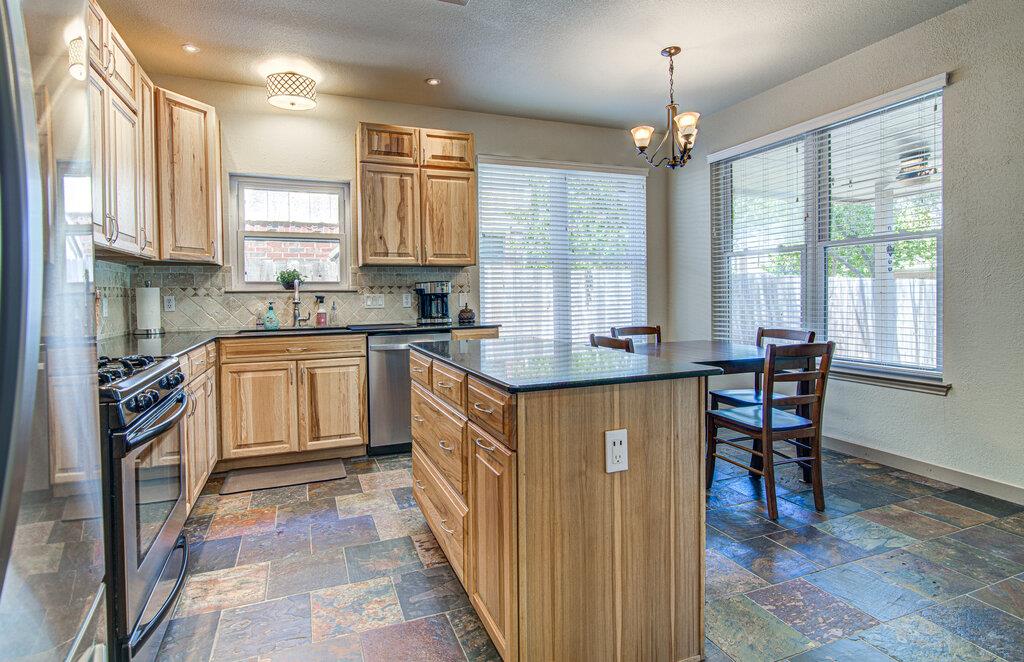 7712 Earp Way, Austin, TX 78729