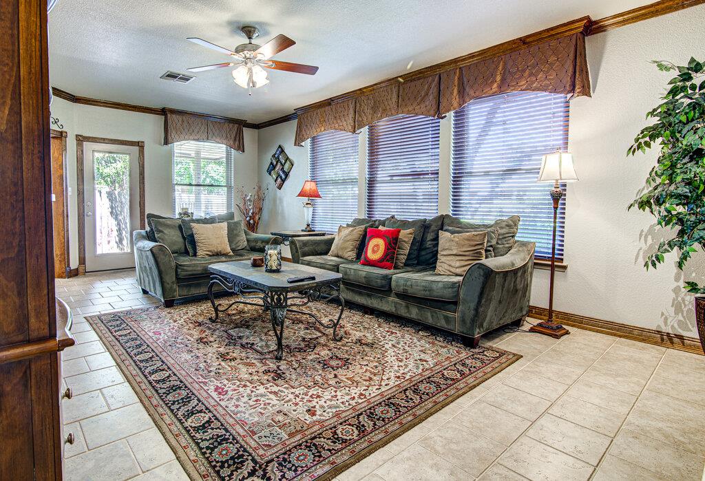 7712 Earp Way, Austin, TX 78729