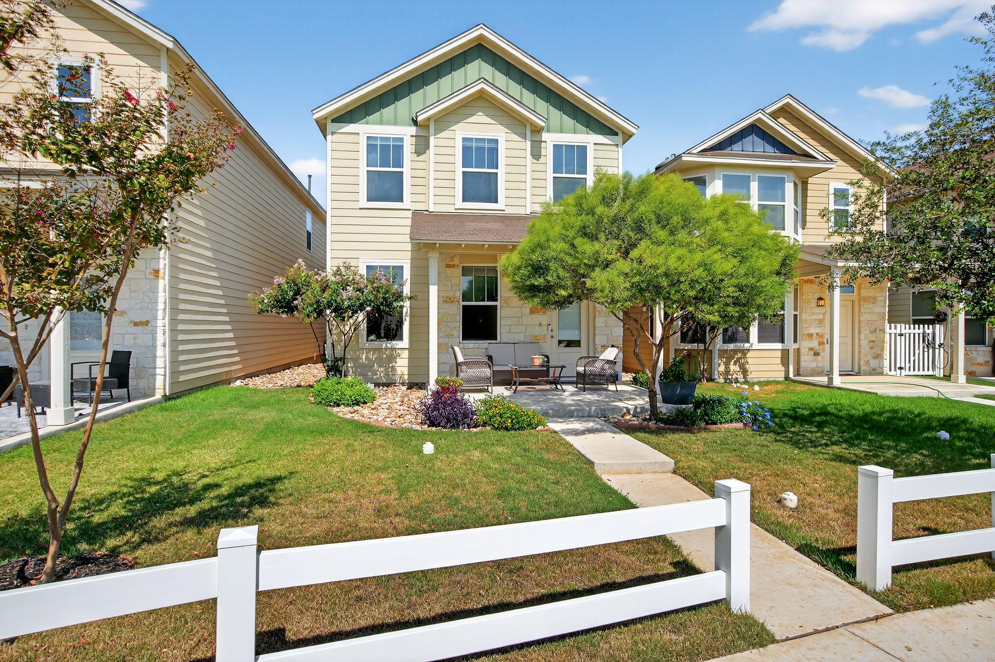 136 Martha Ln, Kyle, TX 78640