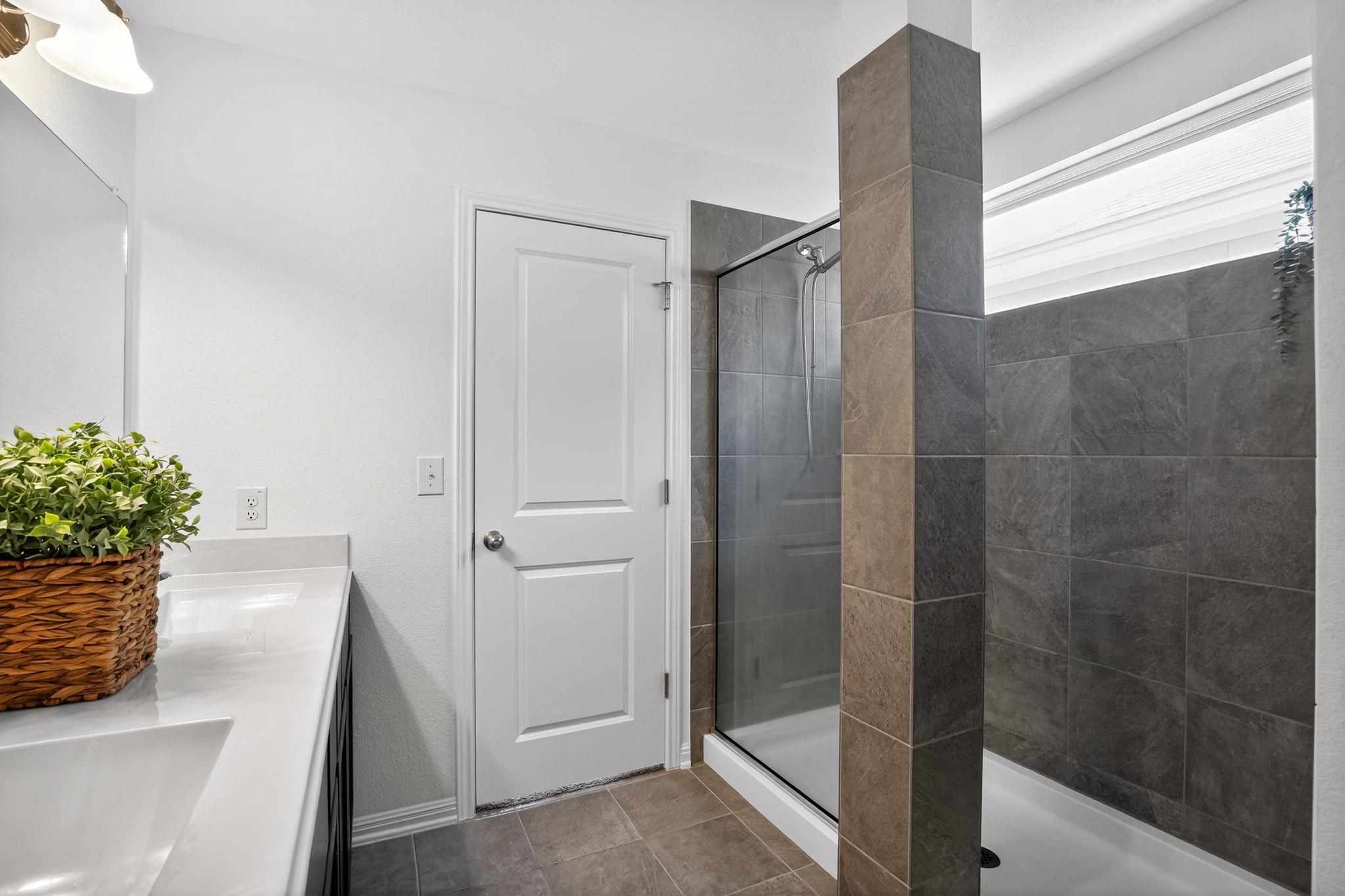 136 Martha Ln, Kyle, TX 78640