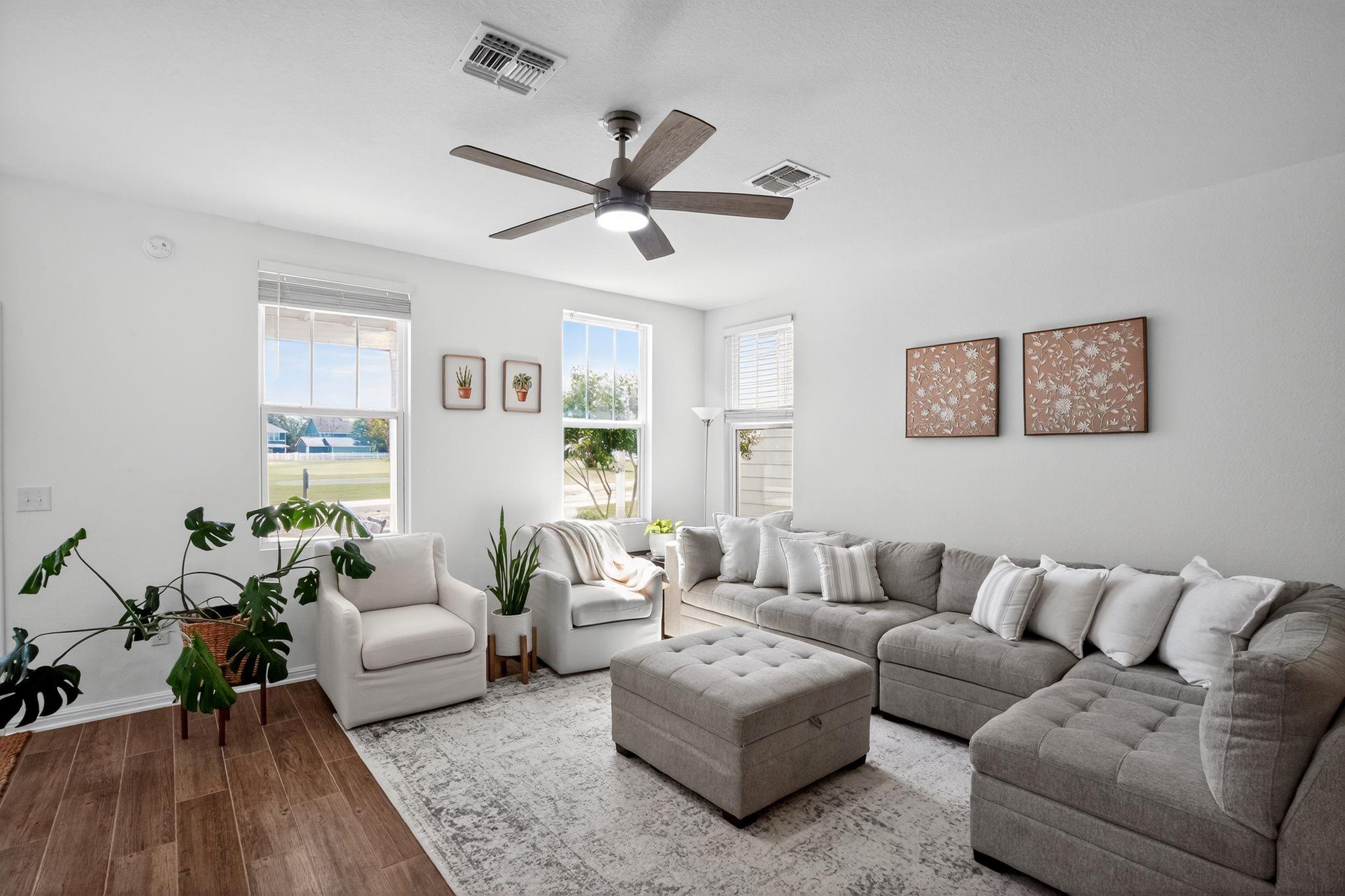 136 Martha Ln, Kyle, TX 78640