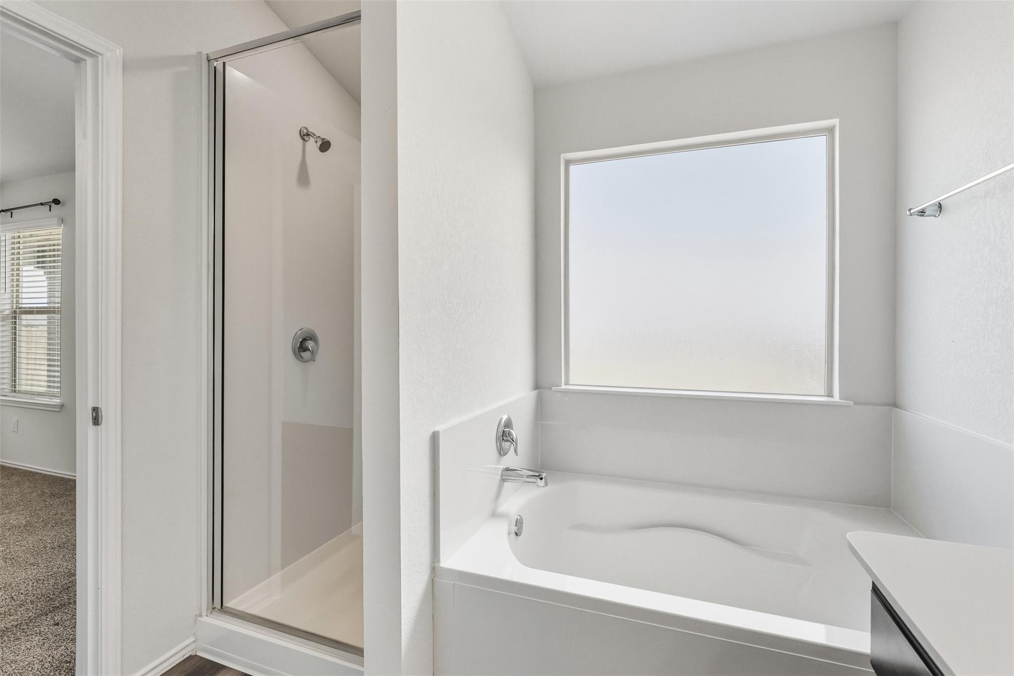 103 Reagor Dr, Taylor, TX 76574