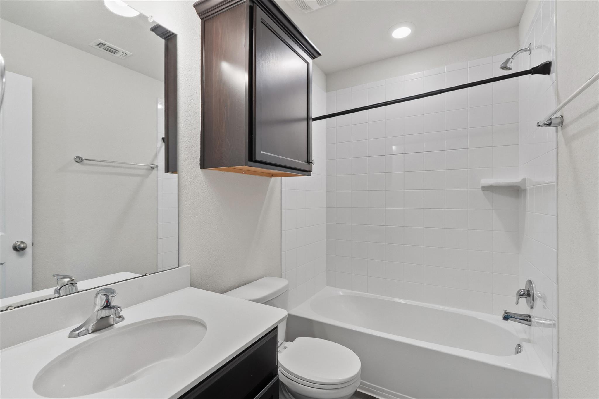 103 Reagor Dr, Taylor, TX 76574