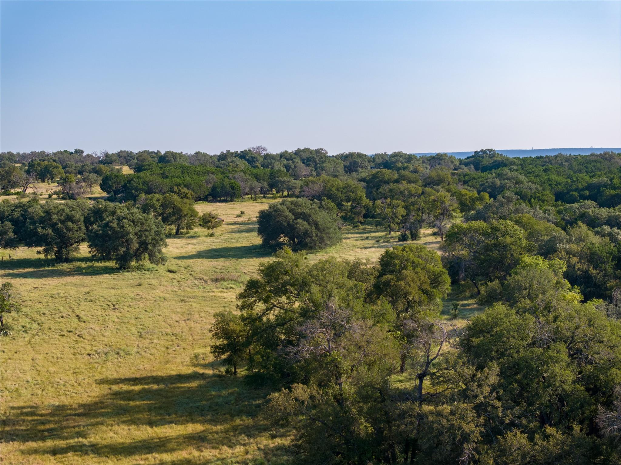 000 CR 121 Rd, Oakalla, TX 76549