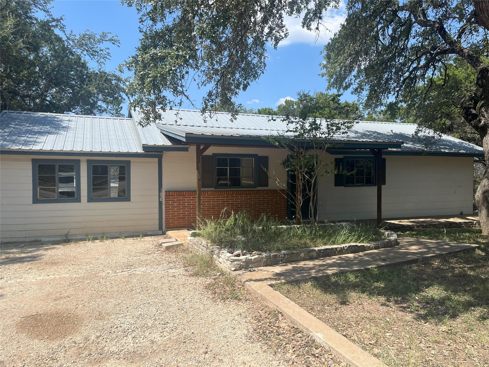 300 Stone Ridge Dr, Austin, TX 78734