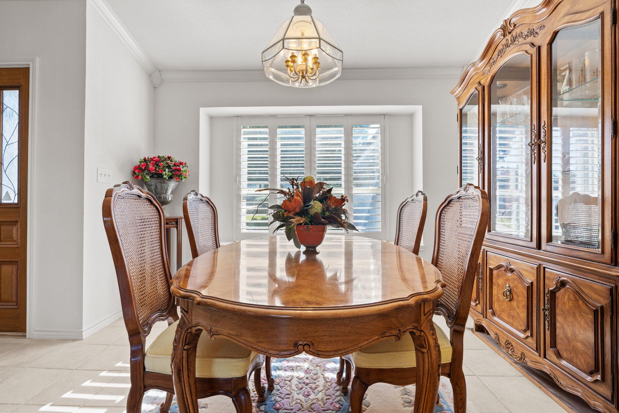 1310 Clayton Nolen Dr, Horseshoe Bay, TX 78657