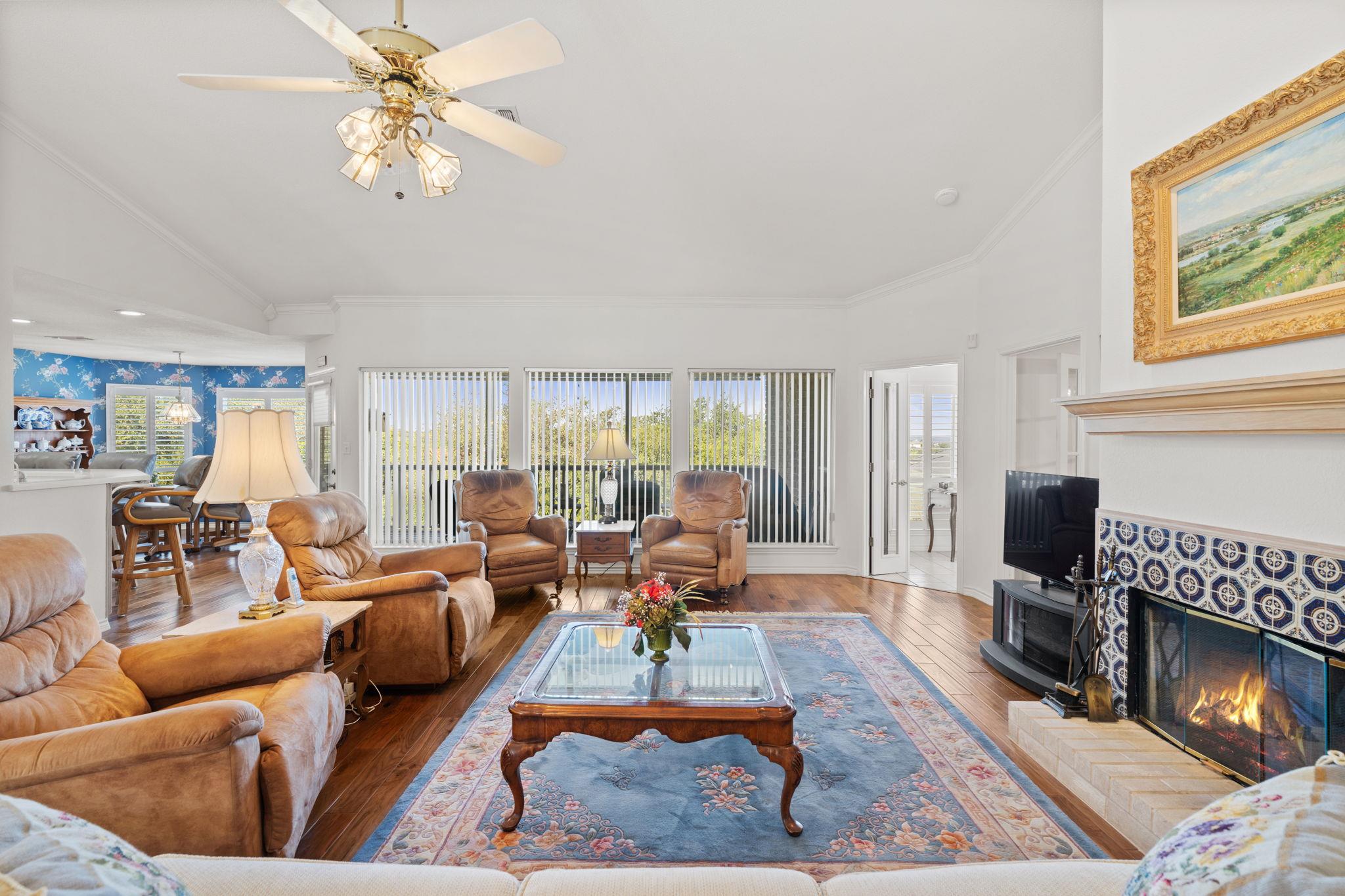 1310 Clayton Nolen Dr, Horseshoe Bay, TX 78657