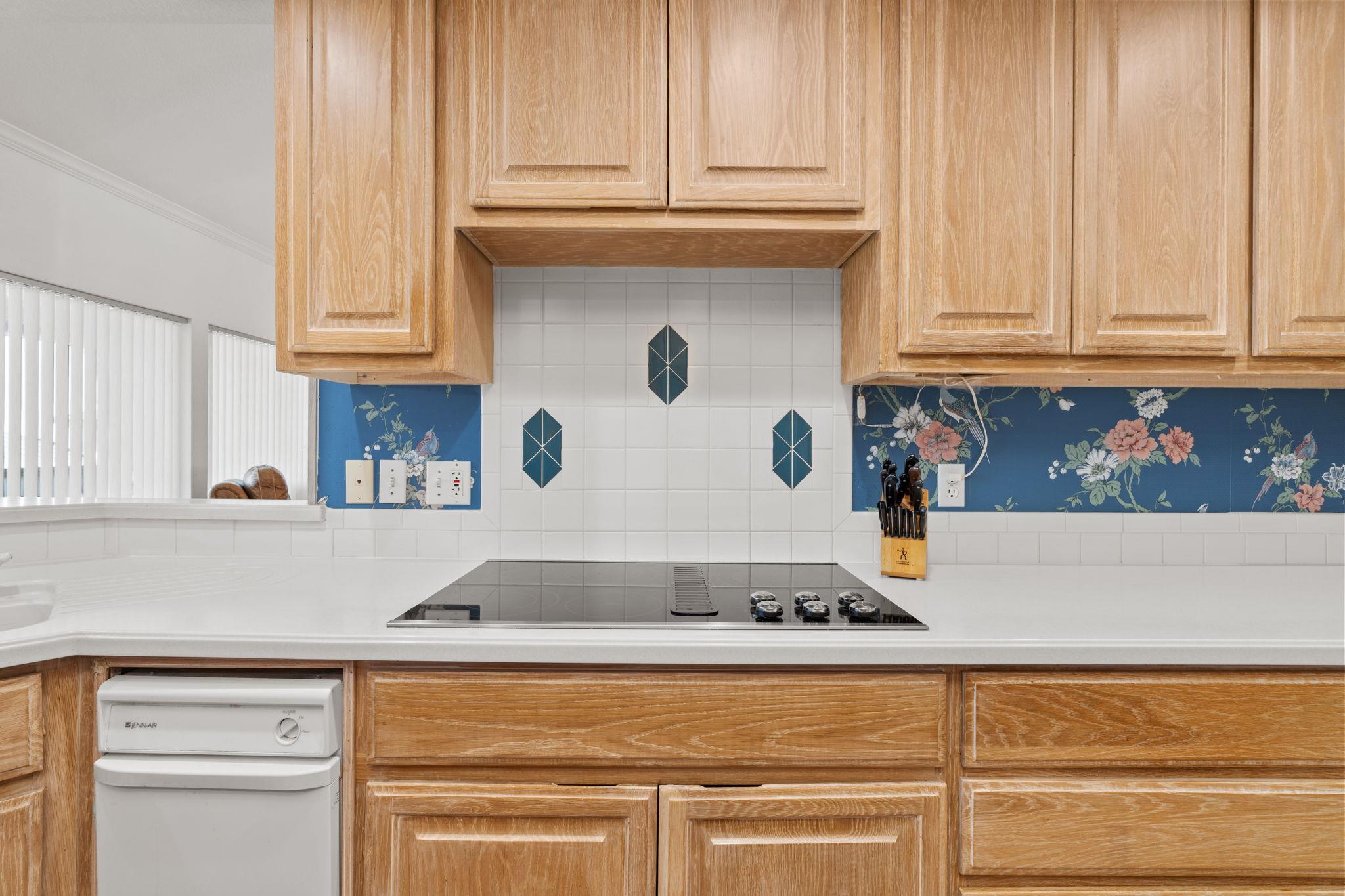 1310 Clayton Nolen Dr, Horseshoe Bay, TX 78657