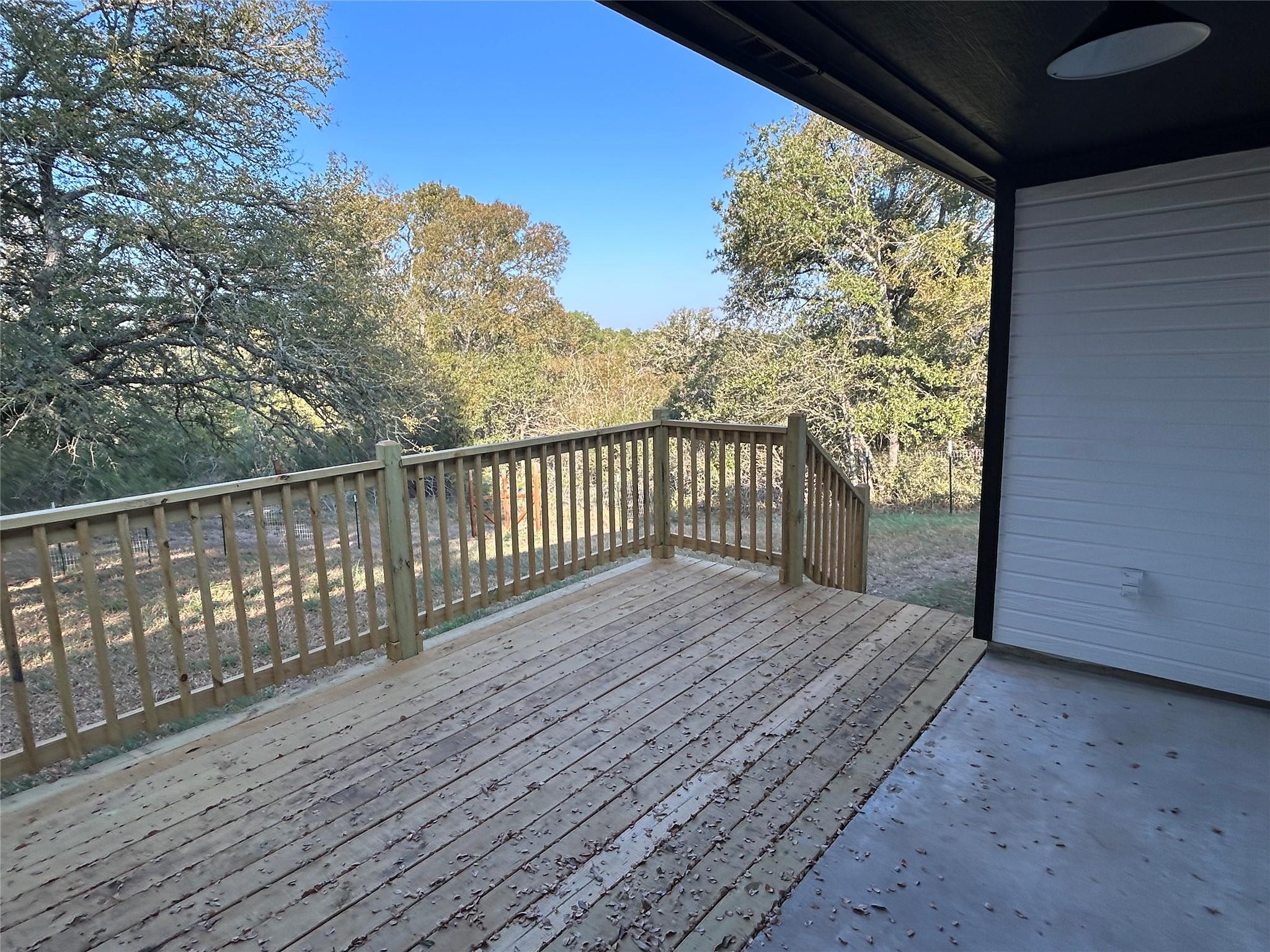 147 Shoreside Dr, Bastrop, TX 78602