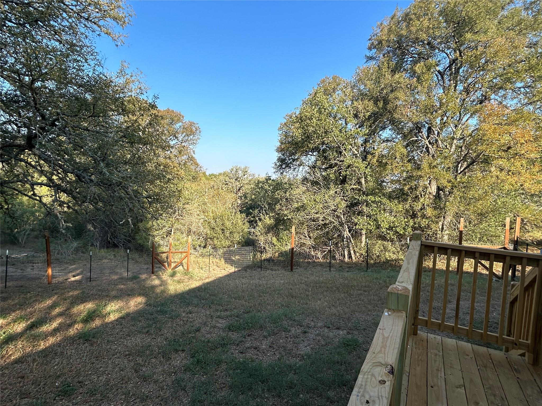 147 Shoreside Dr, Bastrop, TX 78602