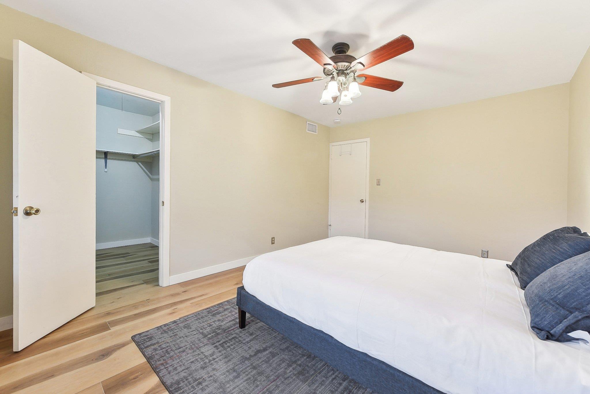 7801 Shoal Creek Blvd # 224, Austin, TX 78757