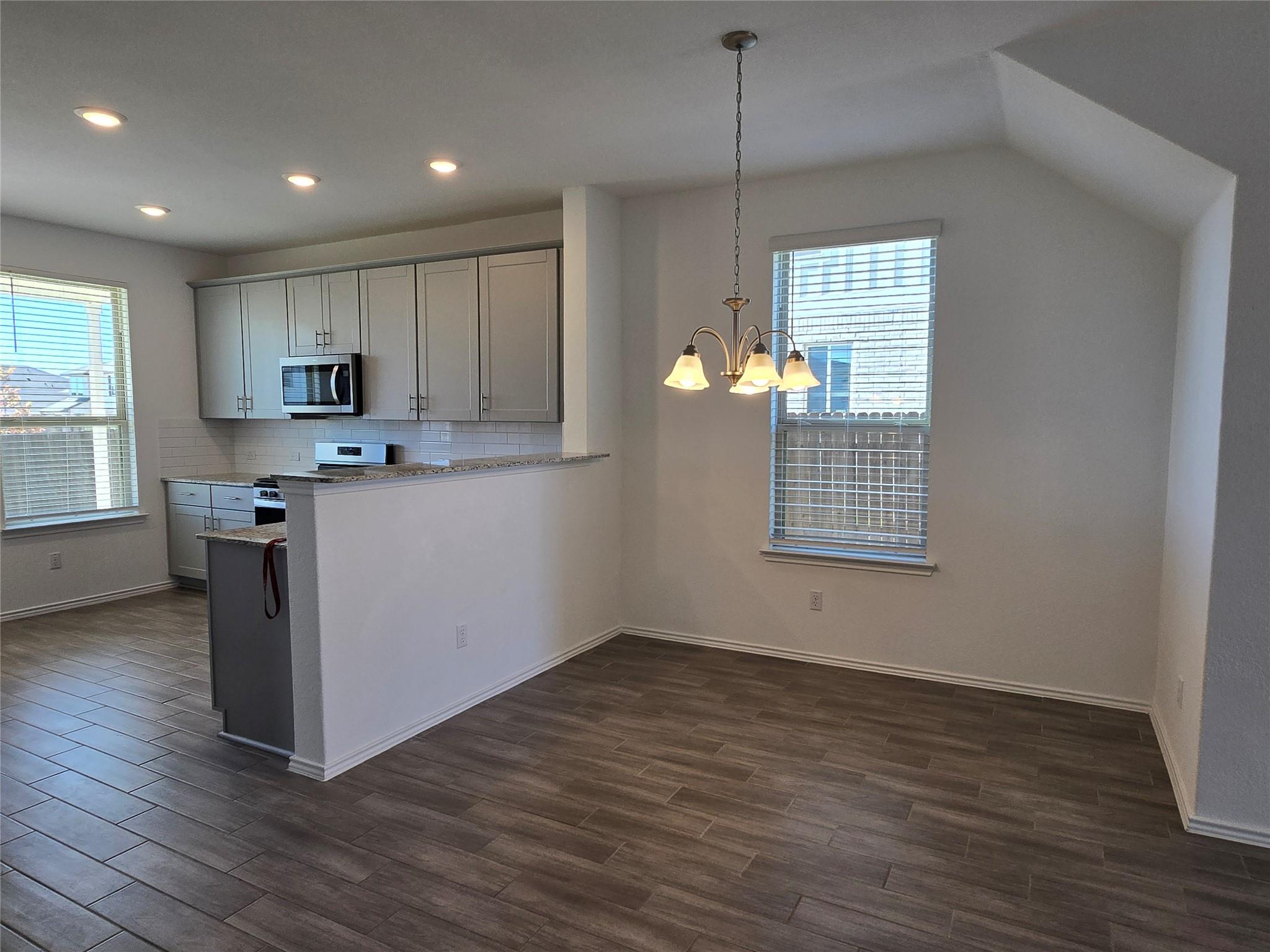 513 Pickrell Loop, Liberty Hill, TX 78642