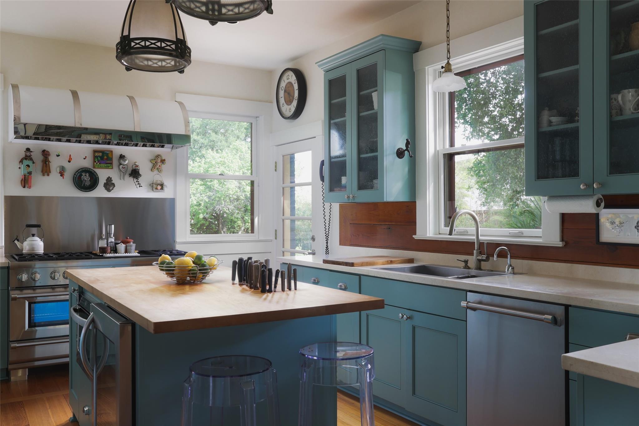 1503 Lorrain St, Austin, TX 78703