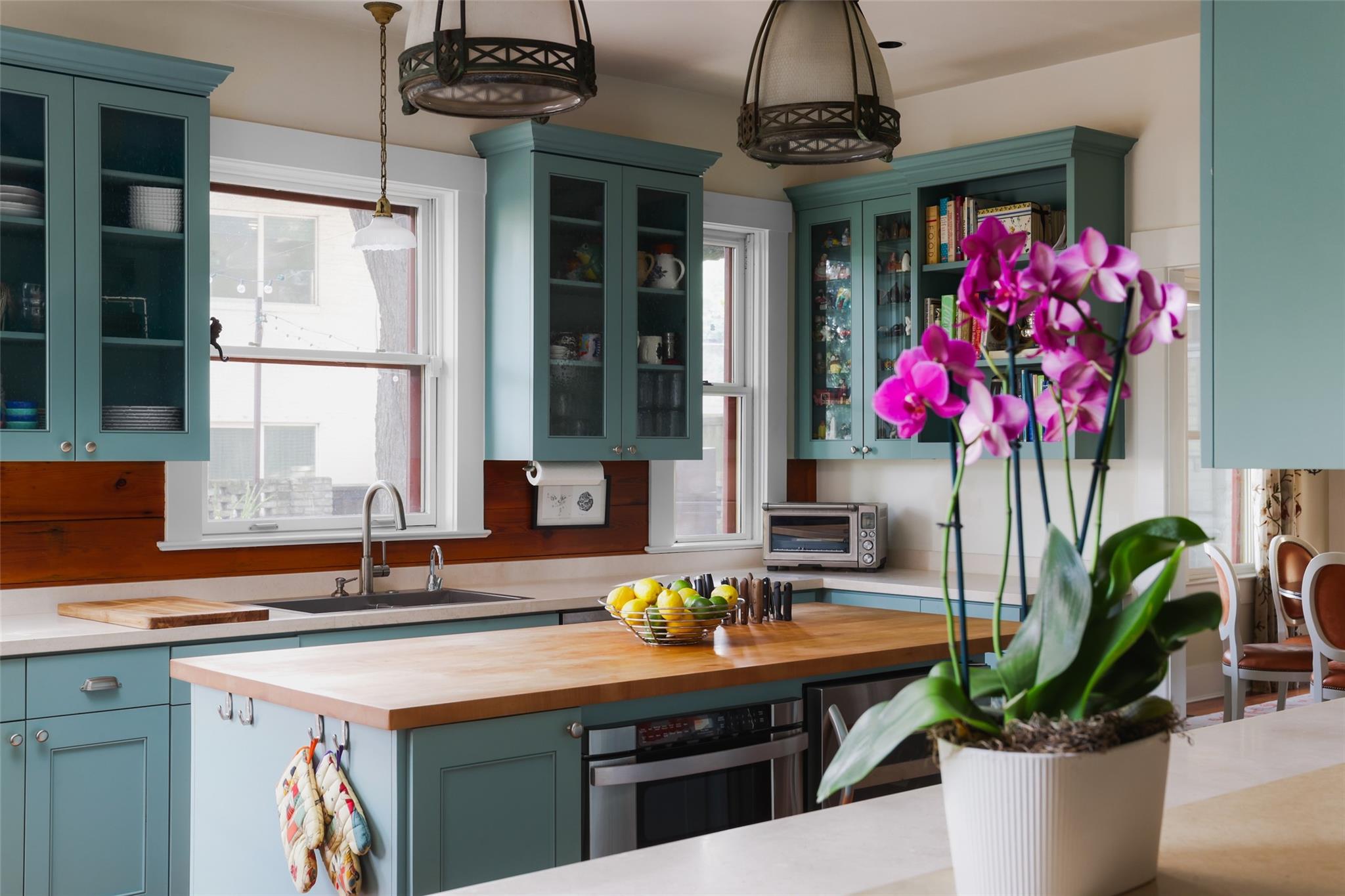 1503 Lorrain St, Austin, TX 78703