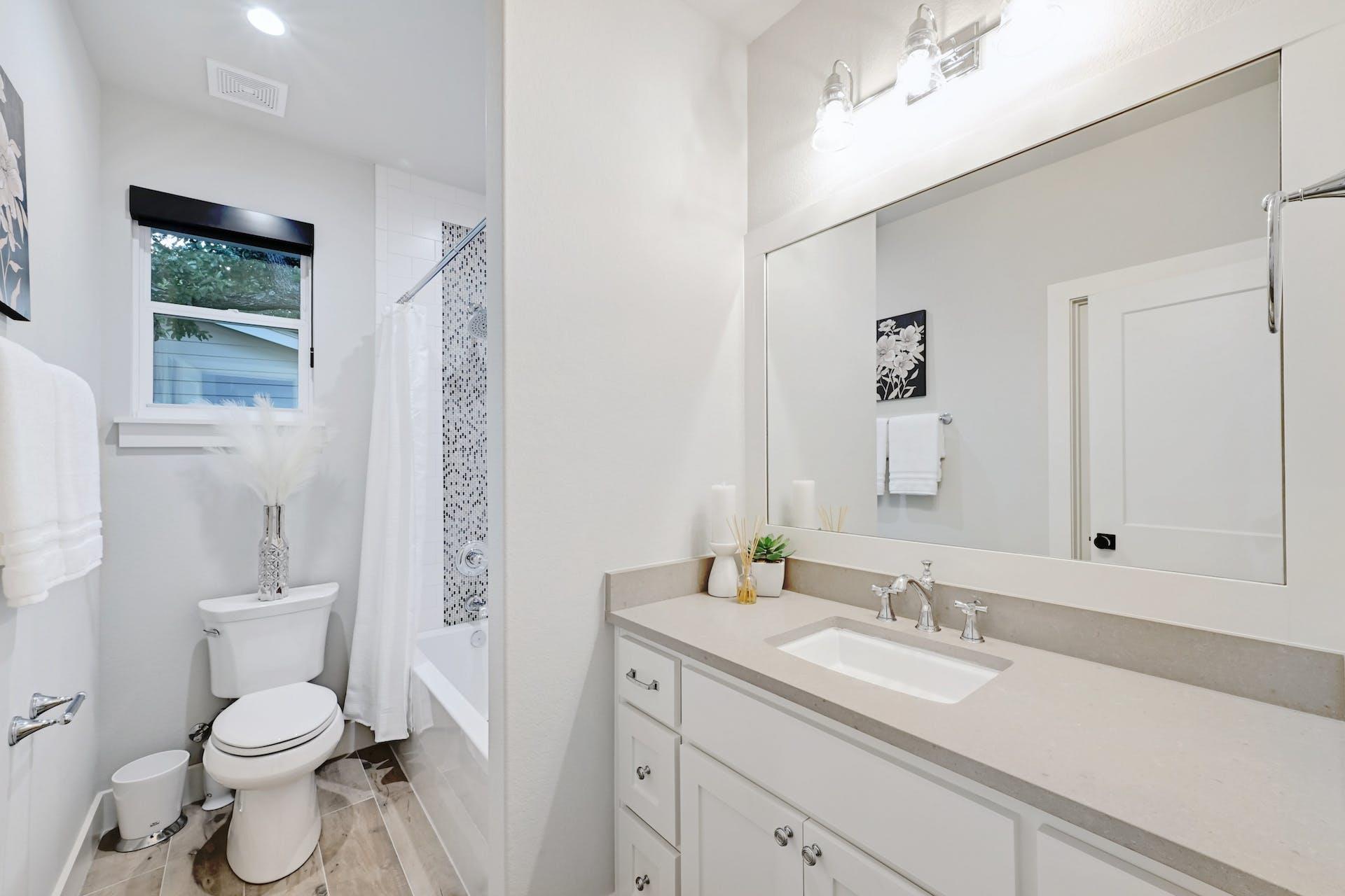 26815 Blue Cove Rd, Marble Falls, TX 78654