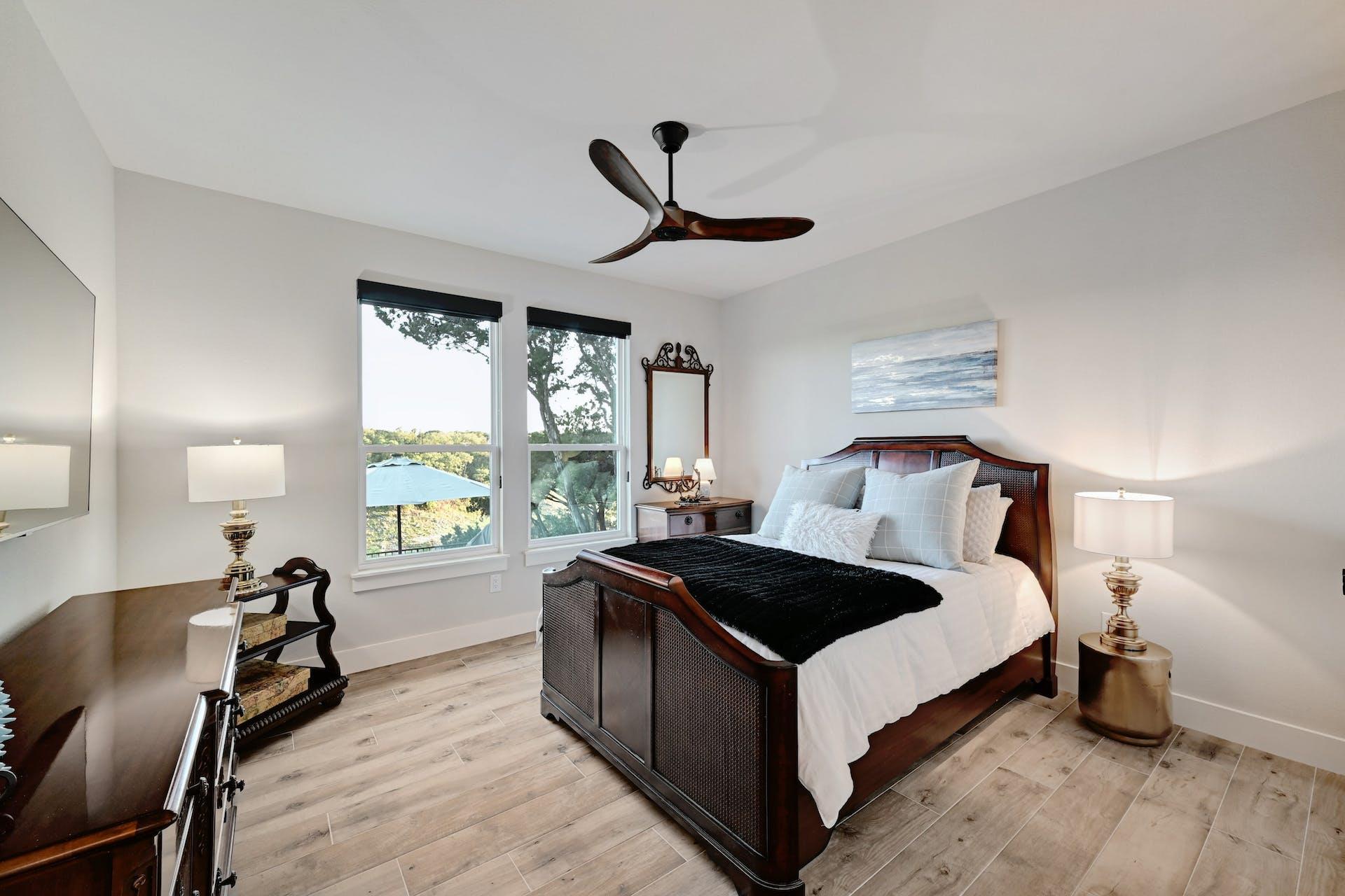 26815 Blue Cove Rd, Marble Falls, TX 78654