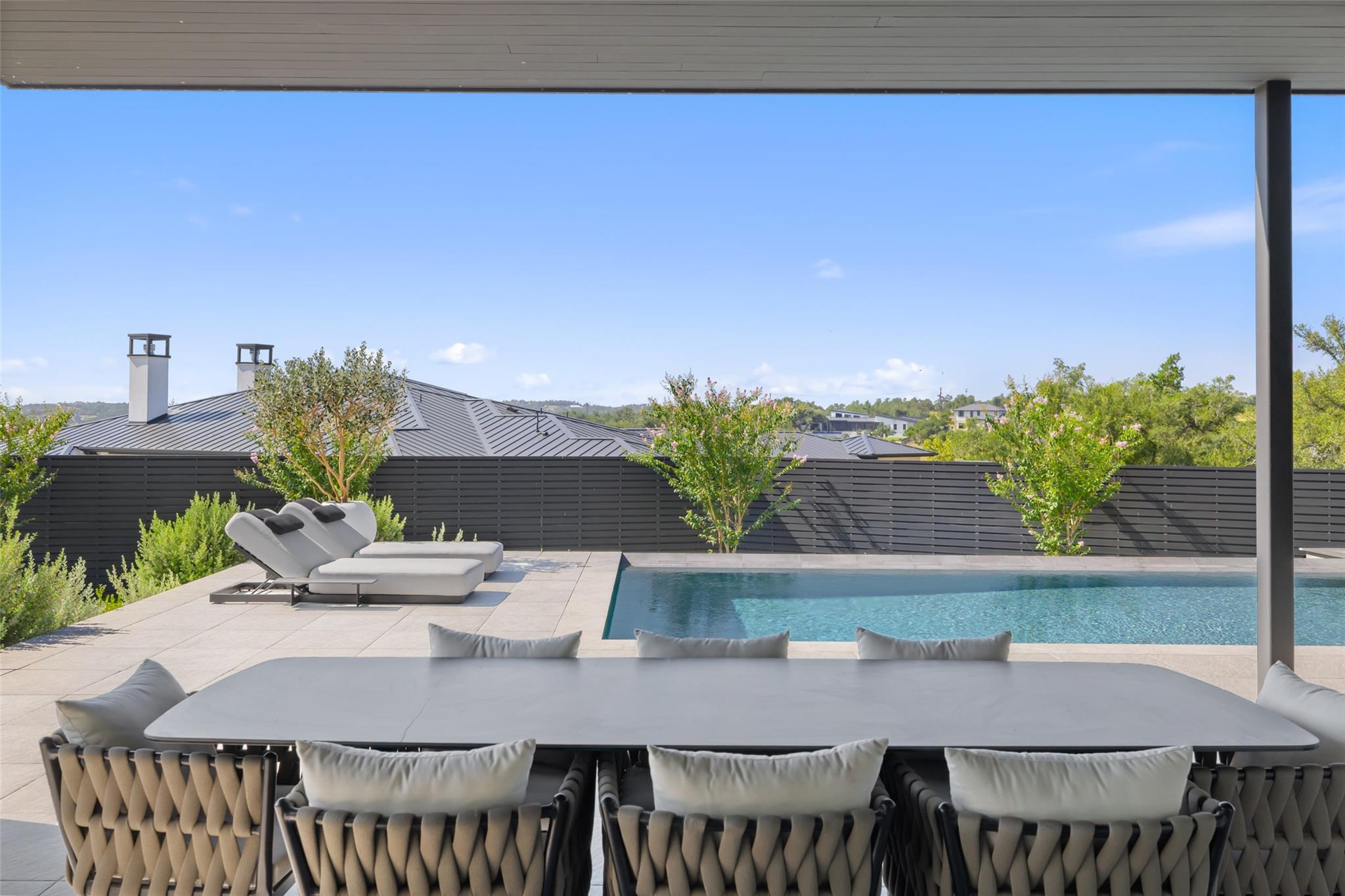 6005 Madrone Tree Ln, Austin, TX 78738