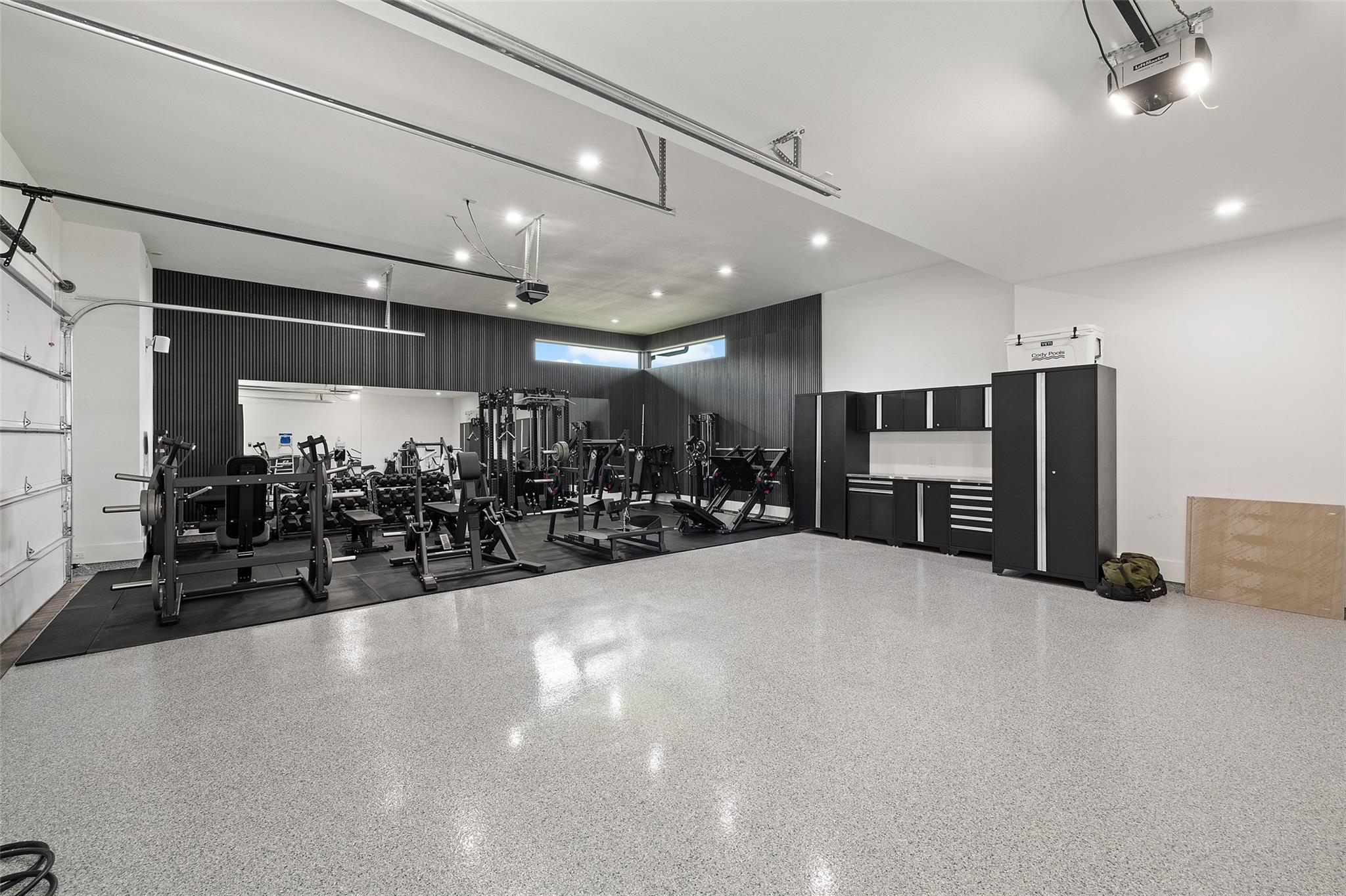 6005 Madrone Tree Ln, Austin, TX 78738