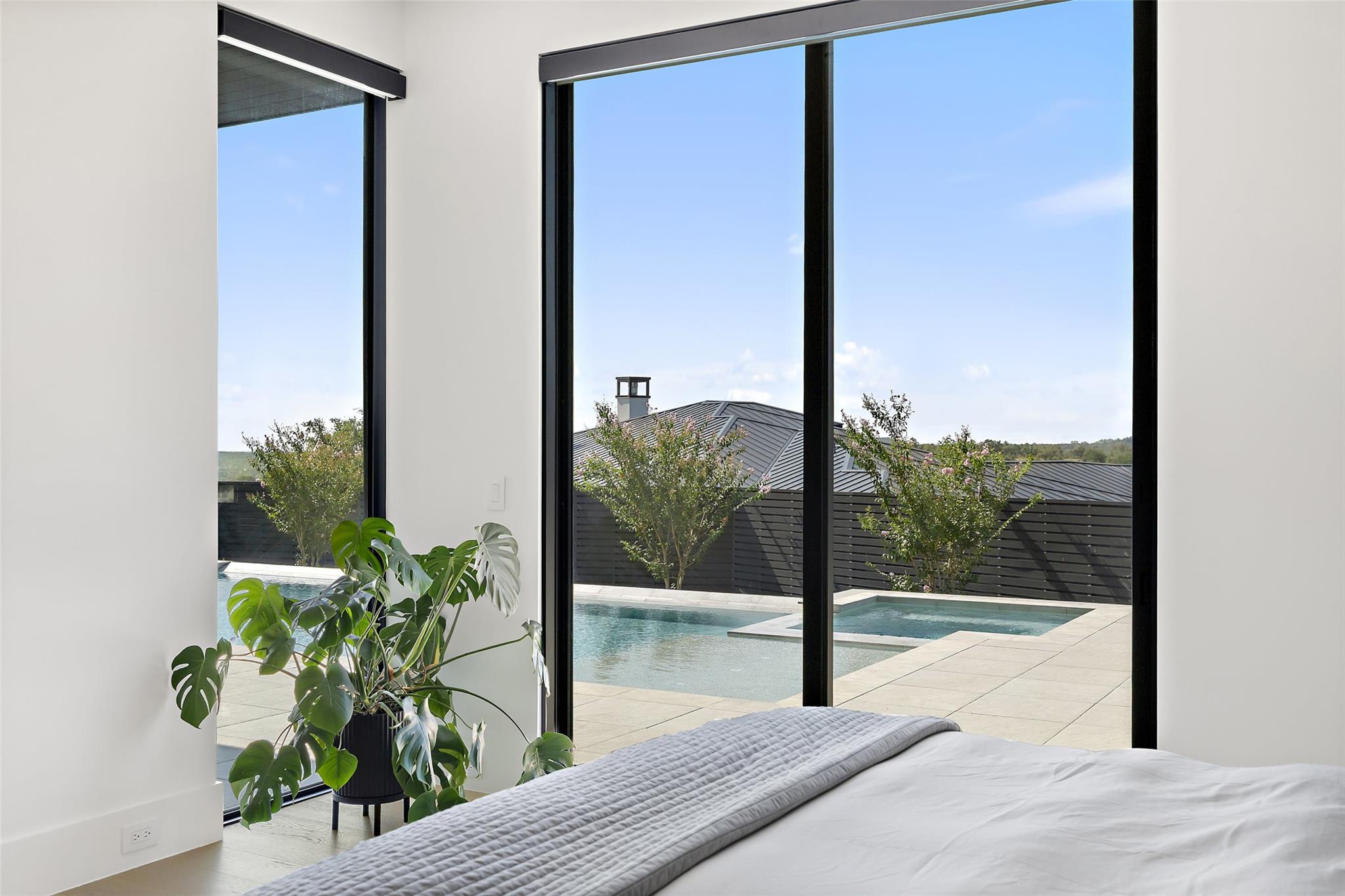 6005 Madrone Tree Ln, Austin, TX 78738