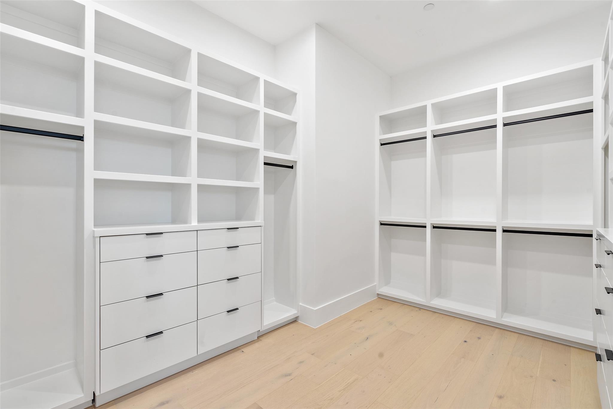 6005 Madrone Tree Ln, Austin, TX 78738