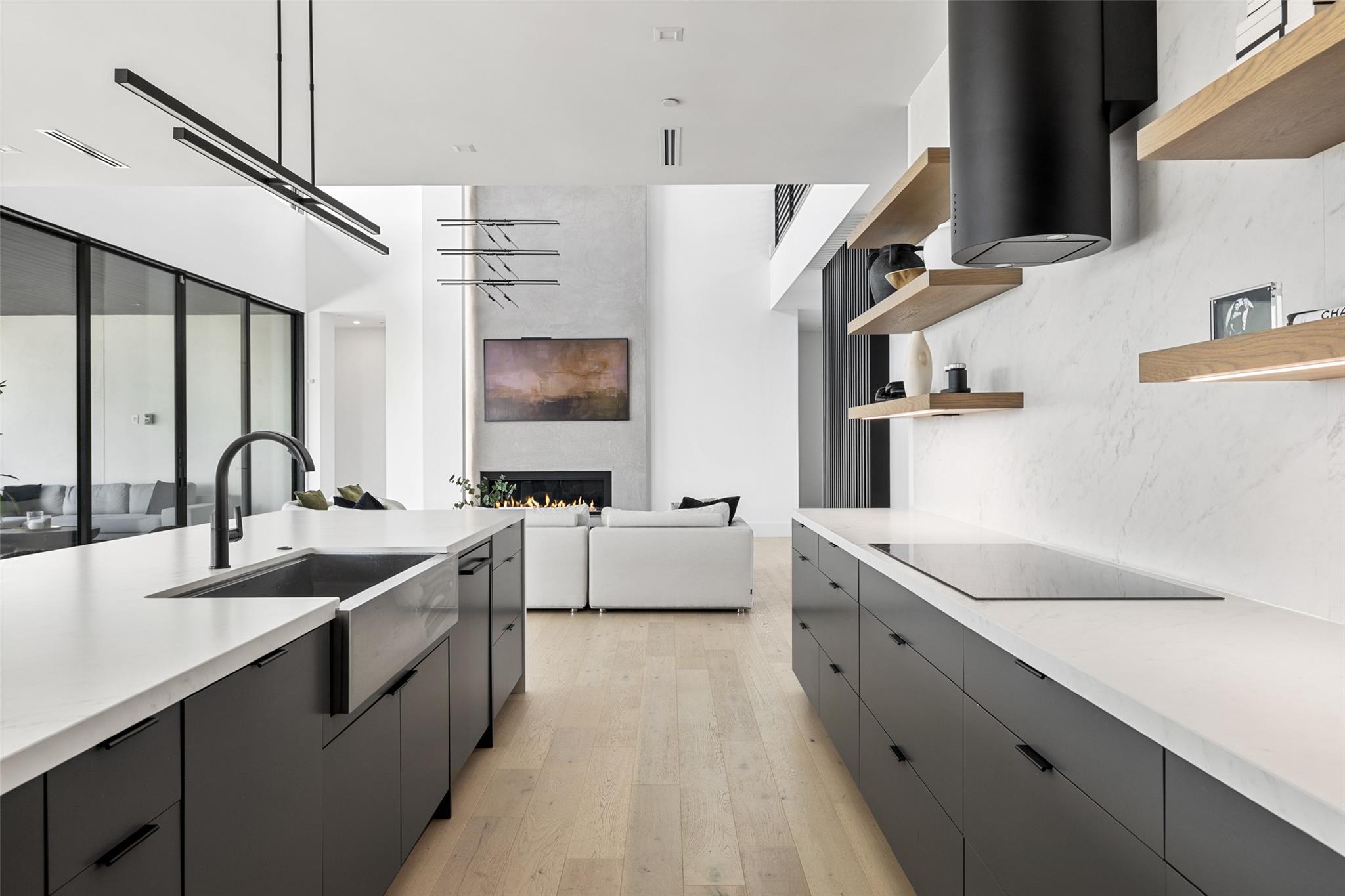 6005 Madrone Tree Ln, Austin, TX 78738