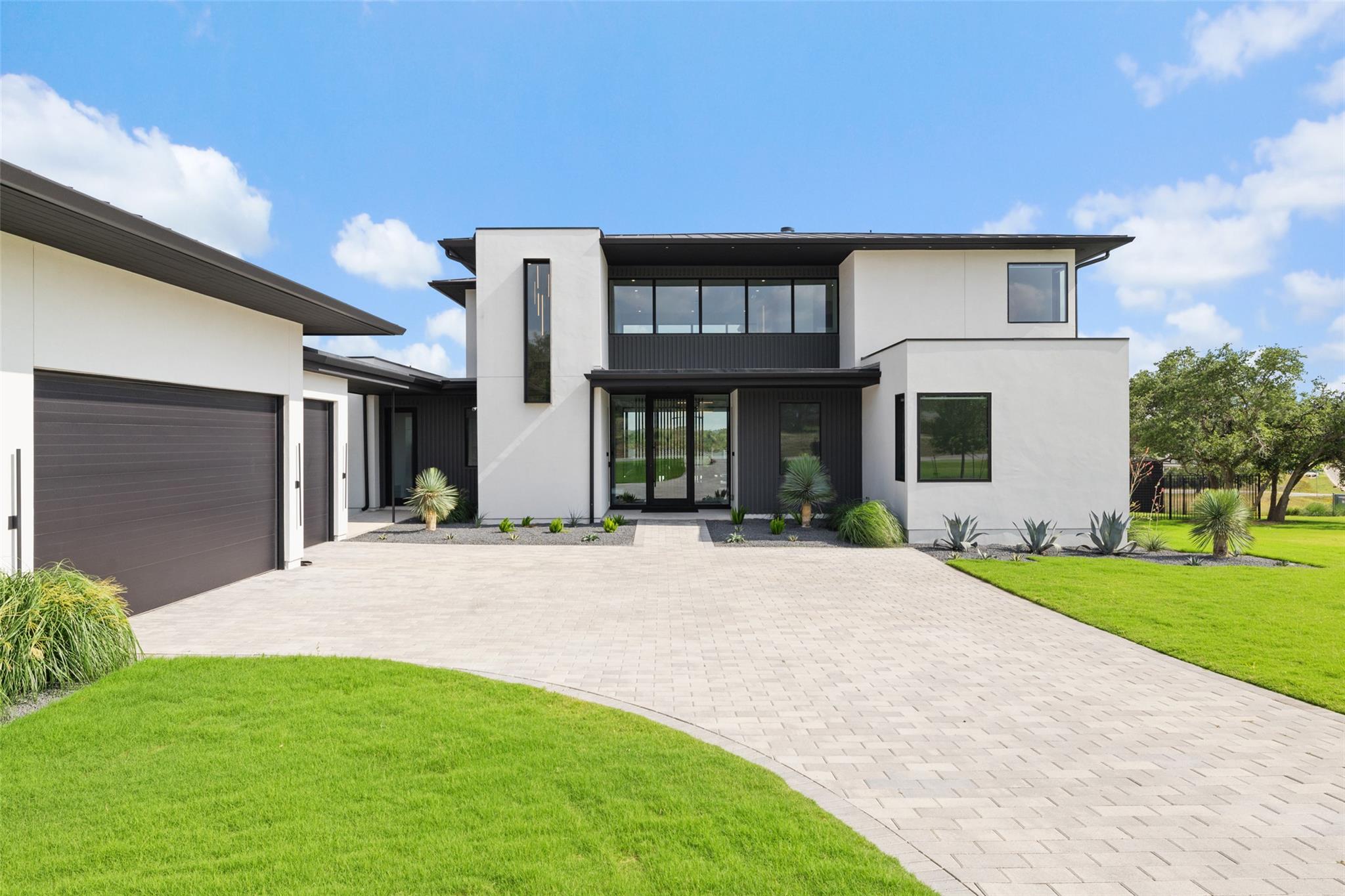 6005 Madrone Tree Ln, Austin, TX 78738