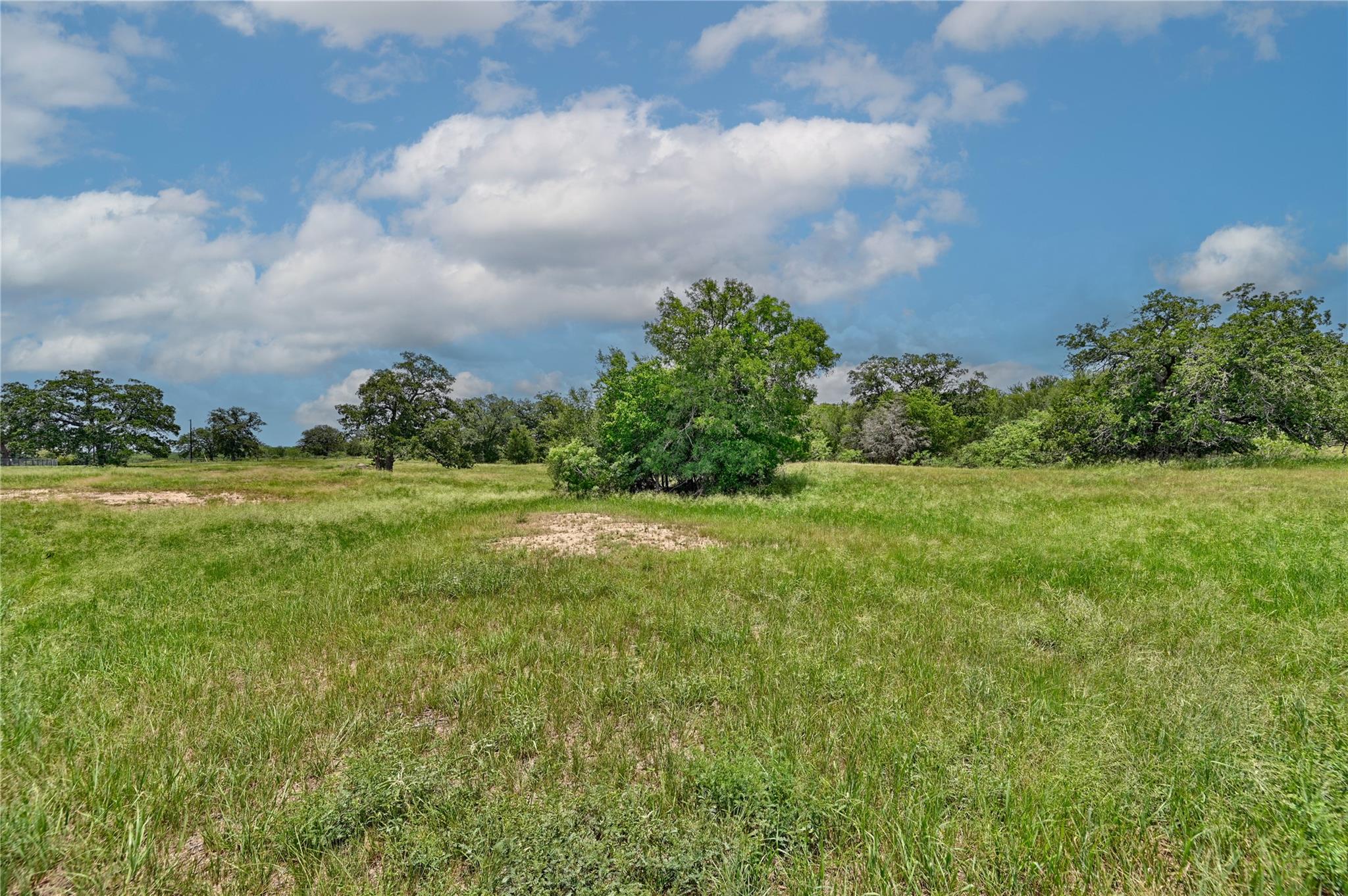 159 Starlight Path, Red Rock, TX 78662