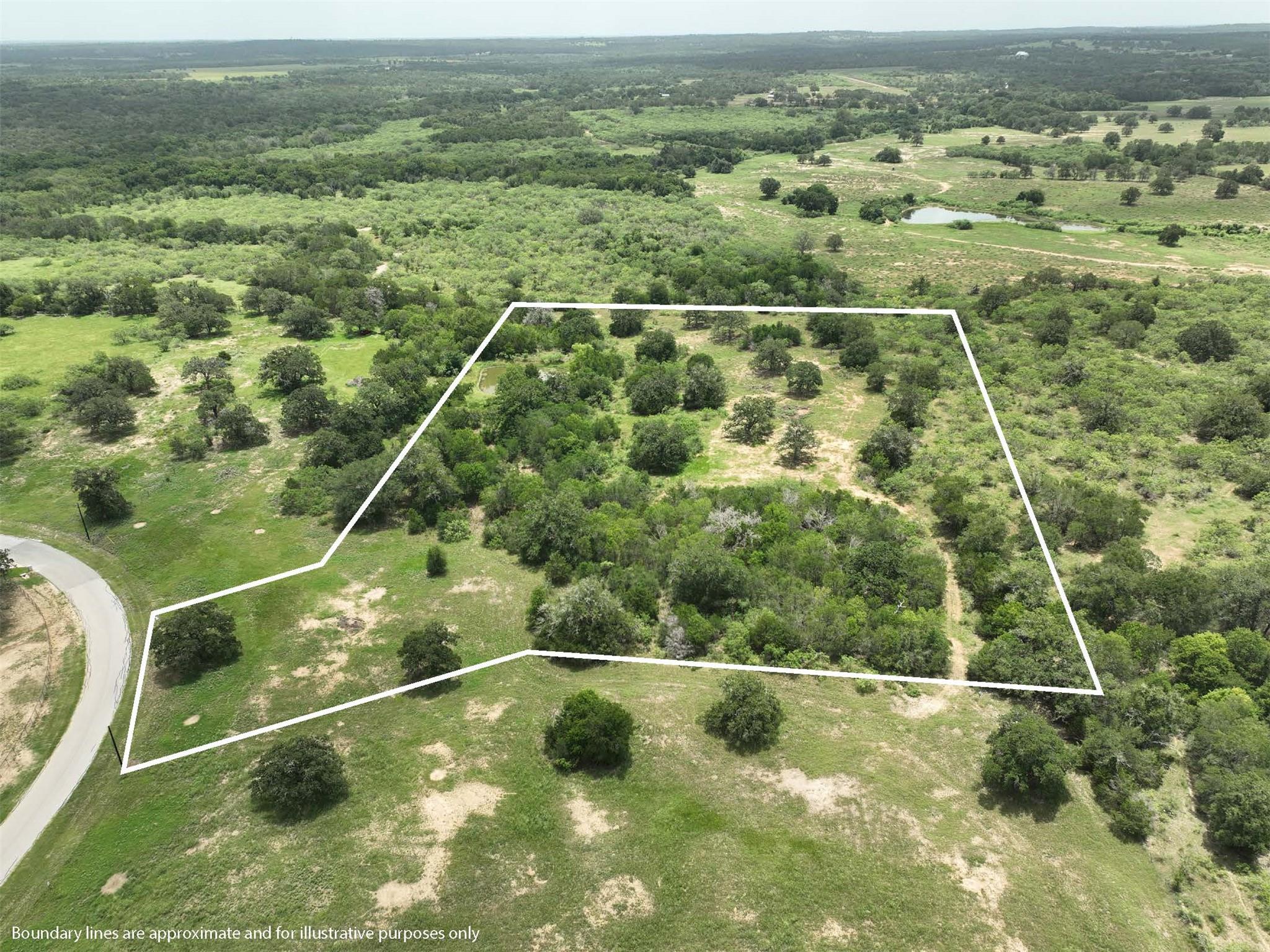 159 Starlight Path, Red Rock, TX 78662