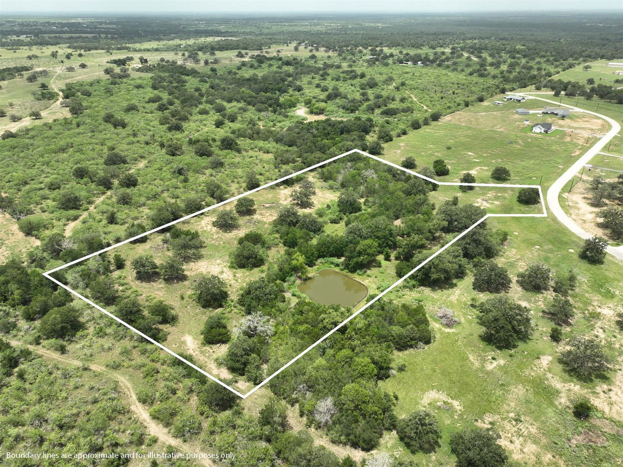 159 Starlight Path, Red Rock, TX 78662