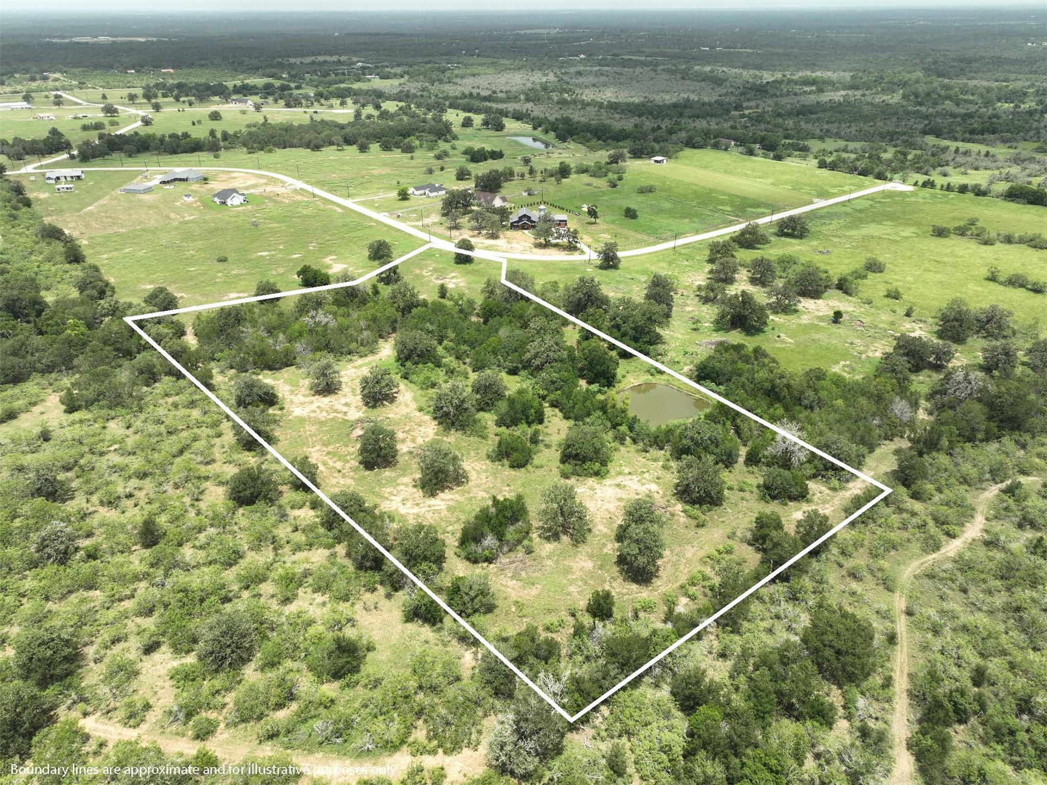 159 Starlight Path, Red Rock, TX 78662