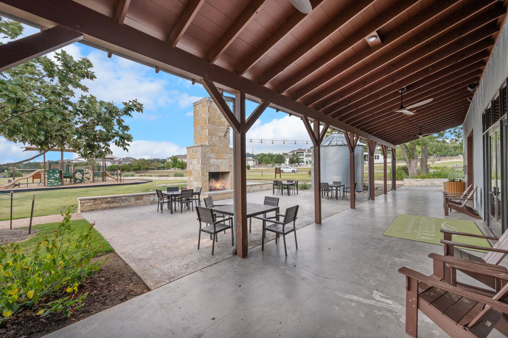 337 Barn Hill Loop, Dripping Springs, TX 78620