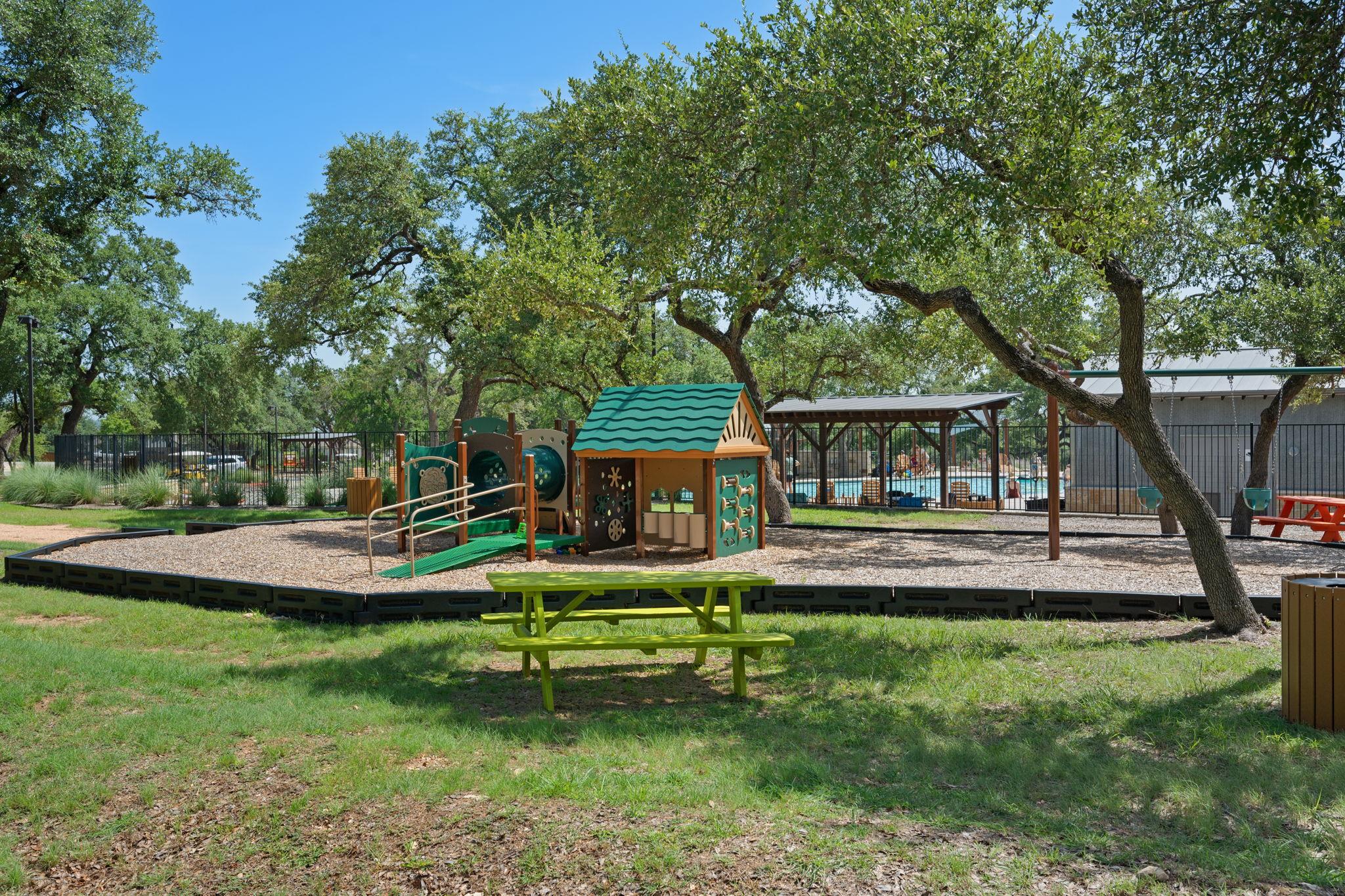 337 Barn Hill Loop, Dripping Springs, TX 78620