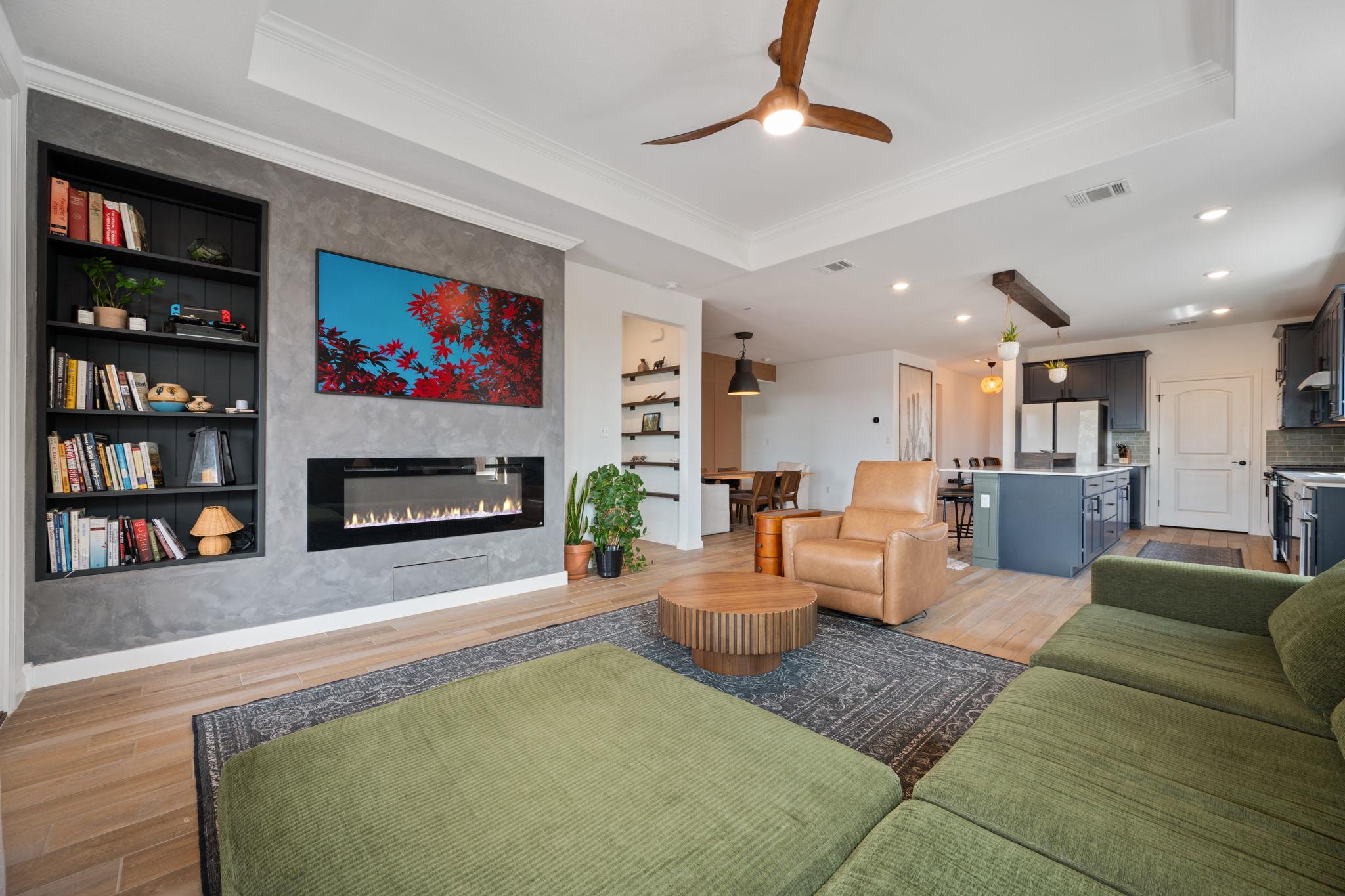 337 Barn Hill Loop, Dripping Springs, TX 78620