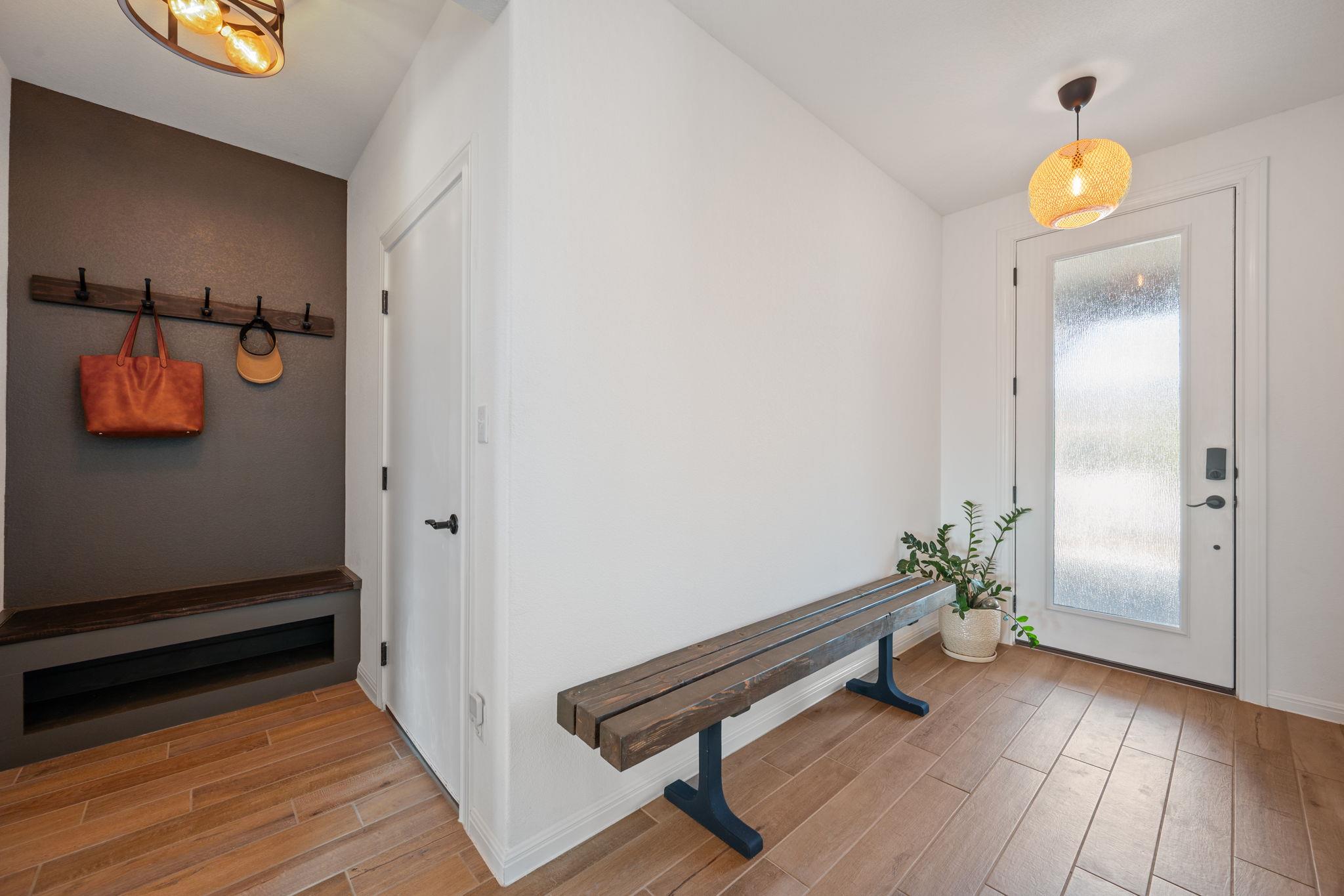 337 Barn Hill Loop, Dripping Springs, TX 78620