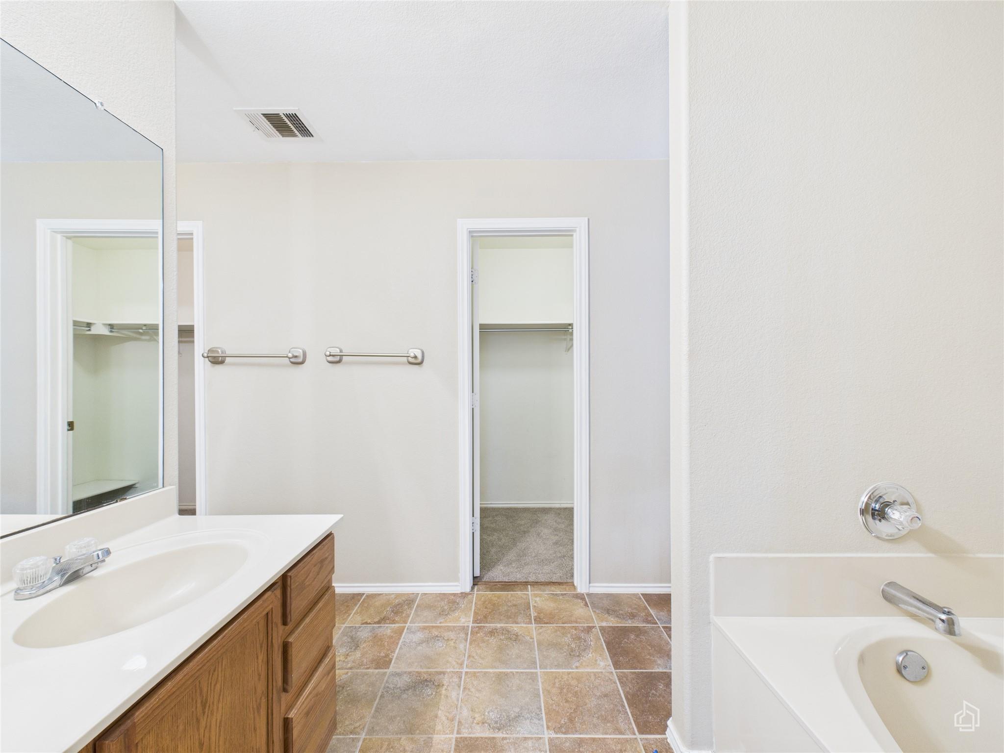 19708 San Chisolm Dr, Round Rock, TX 78664