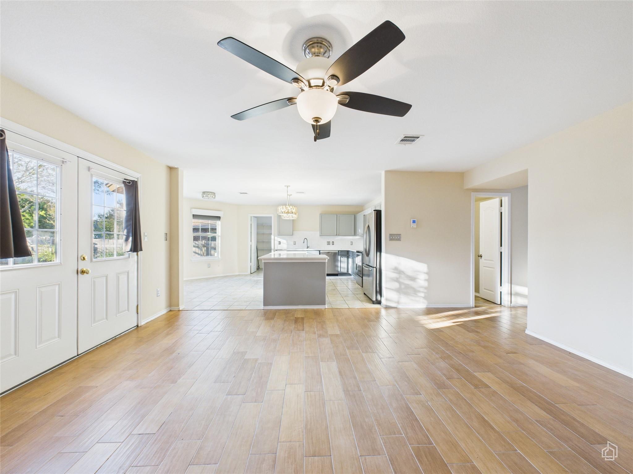 19708 San Chisolm Dr, Round Rock, TX 78664