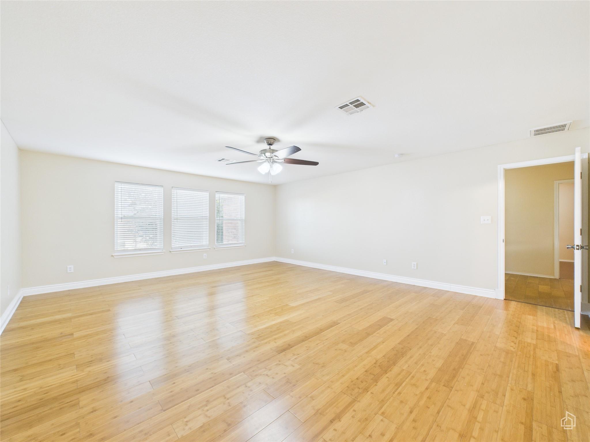 19708 San Chisolm Dr, Round Rock, TX 78664