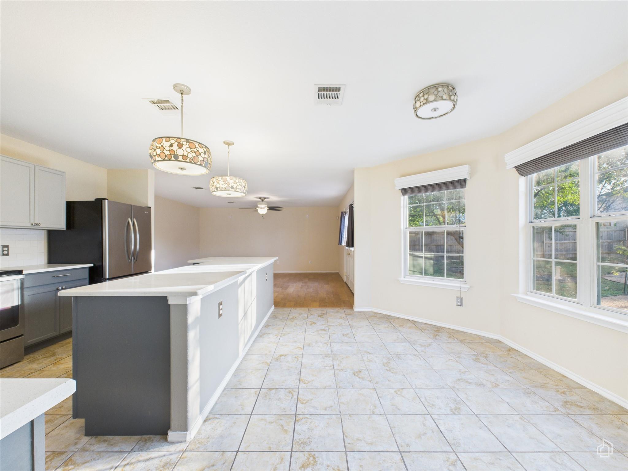 19708 San Chisolm Dr, Round Rock, TX 78664