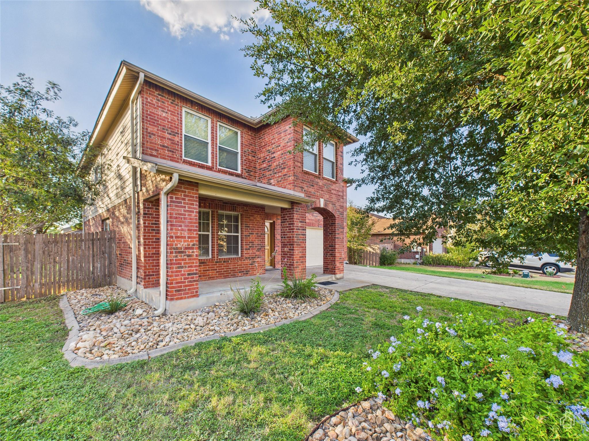 19708 San Chisolm Dr, Round Rock, TX 78664