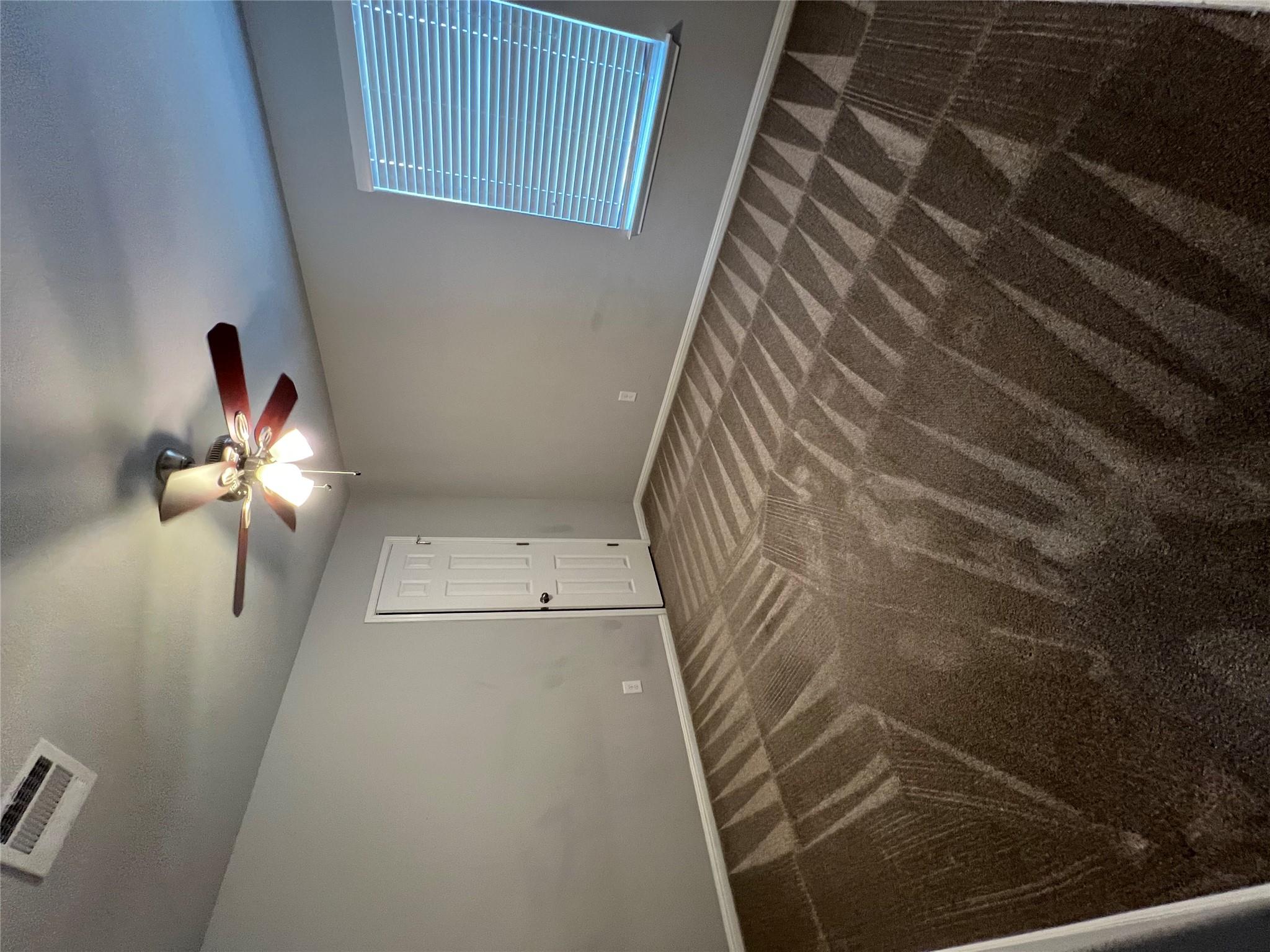 160 Shearwater Ln, Leander, TX 78641