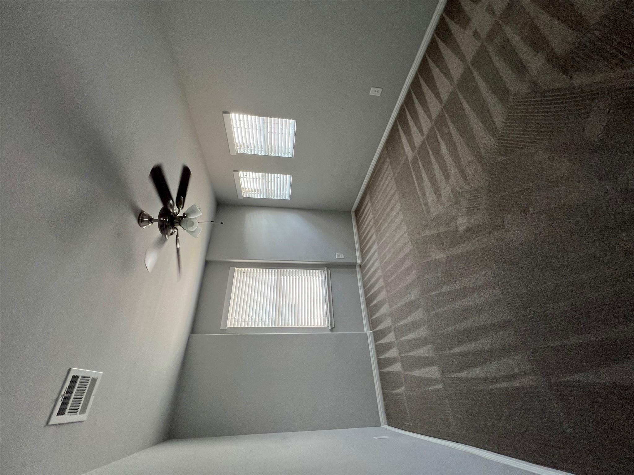 160 Shearwater Ln, Leander, TX 78641